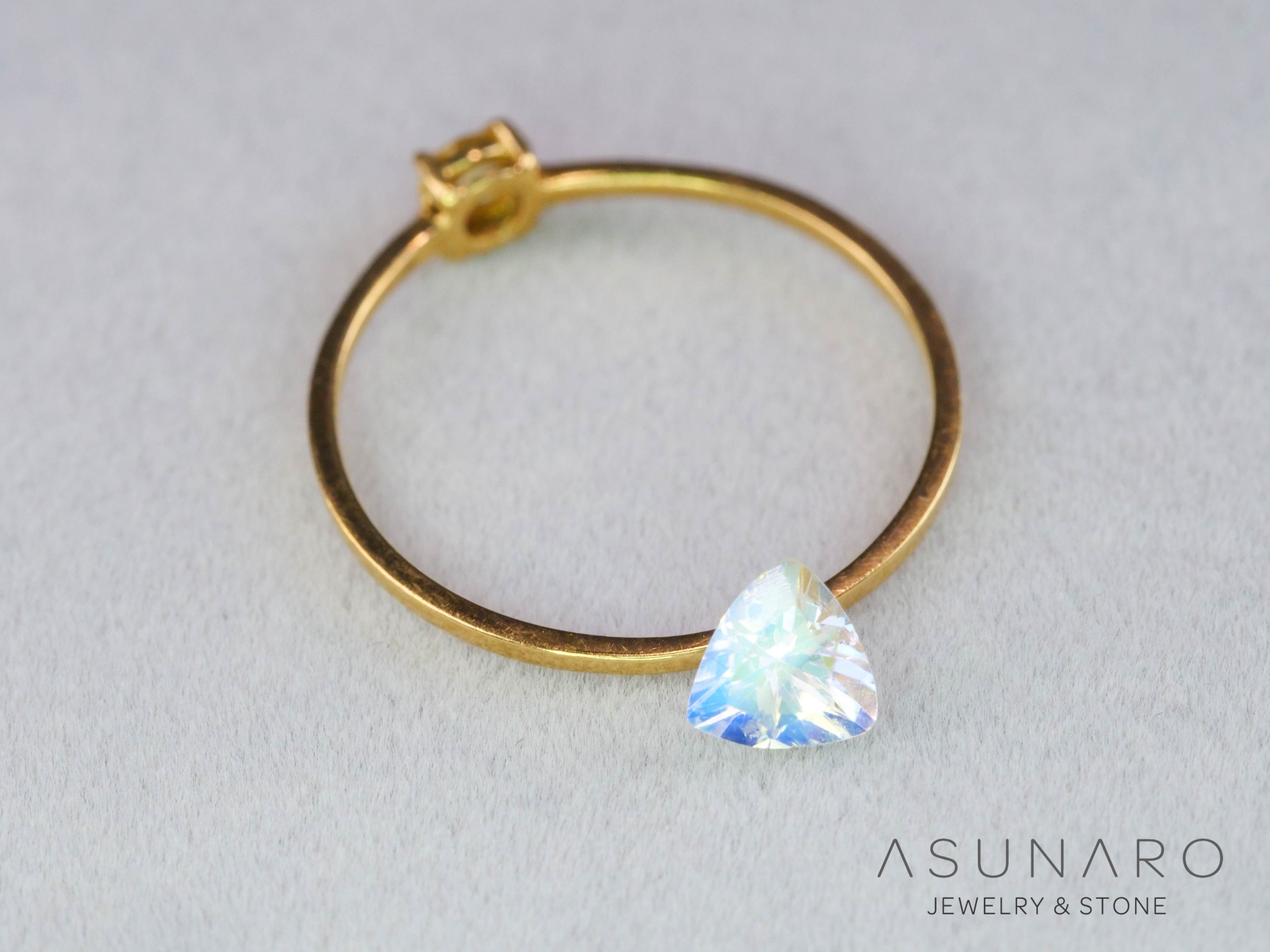 アンデシンラブラドライト　トリリアントカット　マダガスカル産　0.45ct【260226-3172】