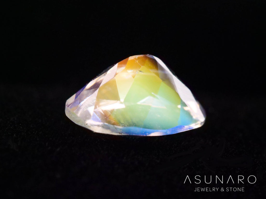 アンデシンラブラドライト　オーバルカット　マダガスカル産　0.61ct【260226-3173】