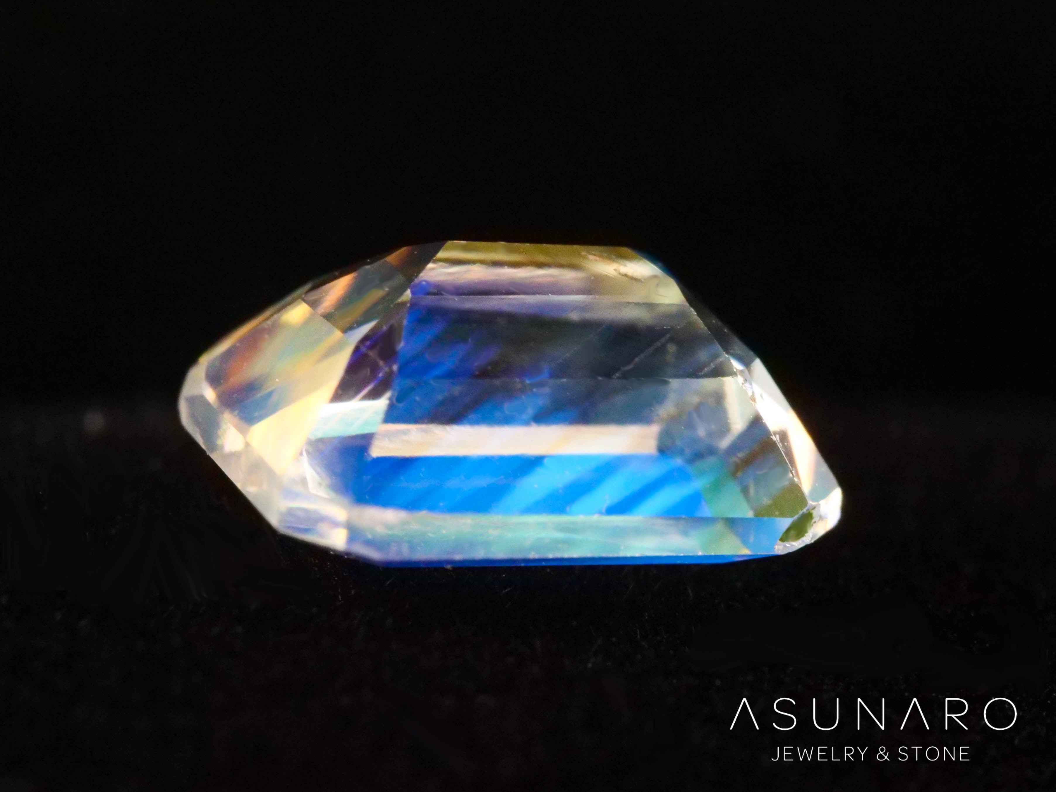 アンデシンラブラドライト　エメラルドカット　マダガスカル産　0.84ct【260226-3177】