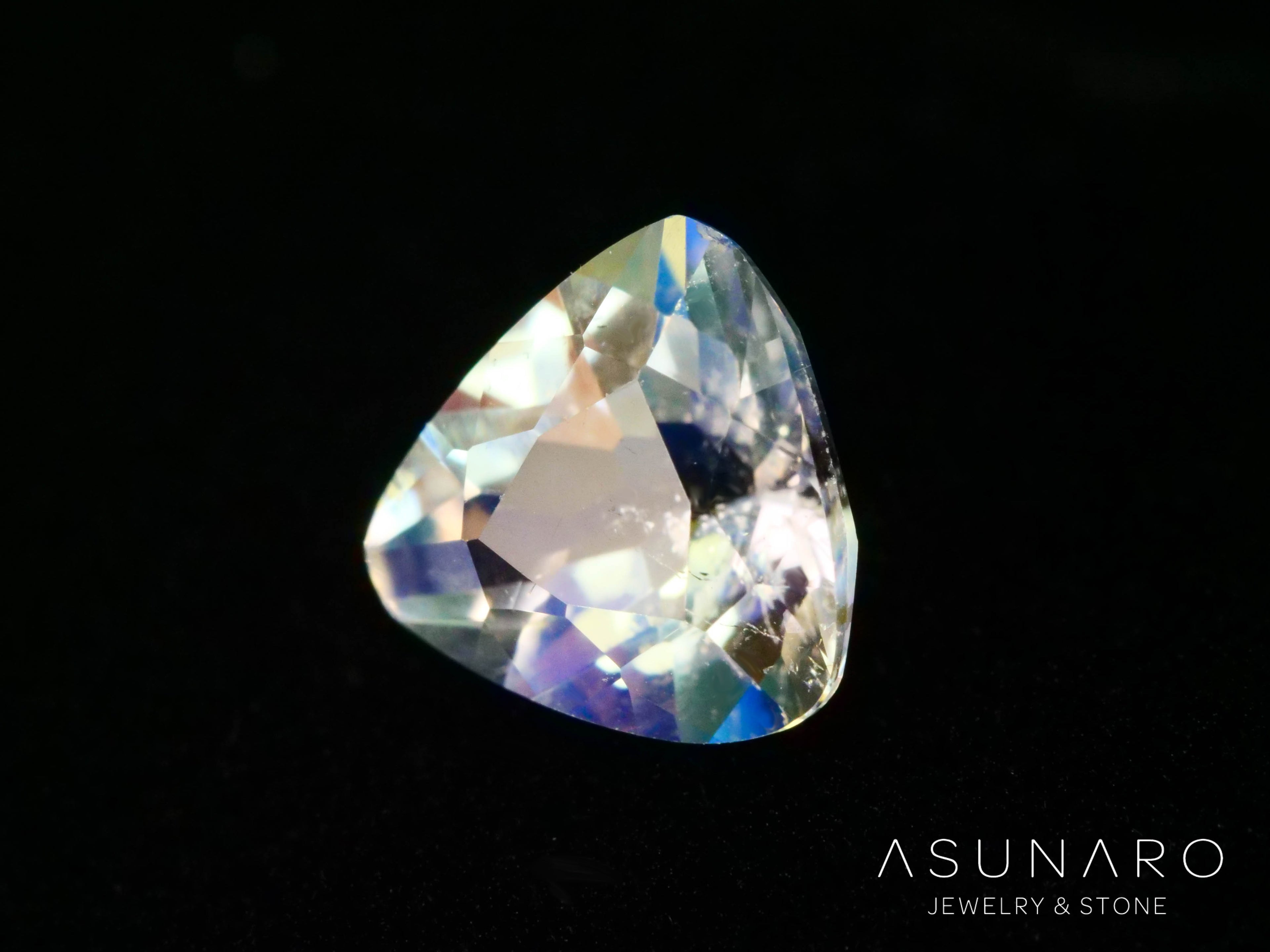 アンデシンラブラドライト　トリリアントカット　マダガスカル産　0.43ct【260226-3178】