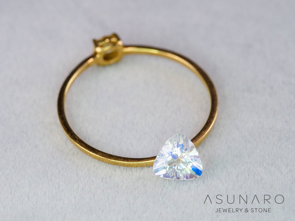 アンデシンラブラドライト　トリリアントカット　マダガスカル産　0.43ct【260226-3178】