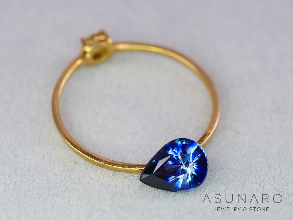 バイカラーサファイア　ロータスリリーカット（ペアシェイプ）　スリランカ産　1.04ct【260323-3272】