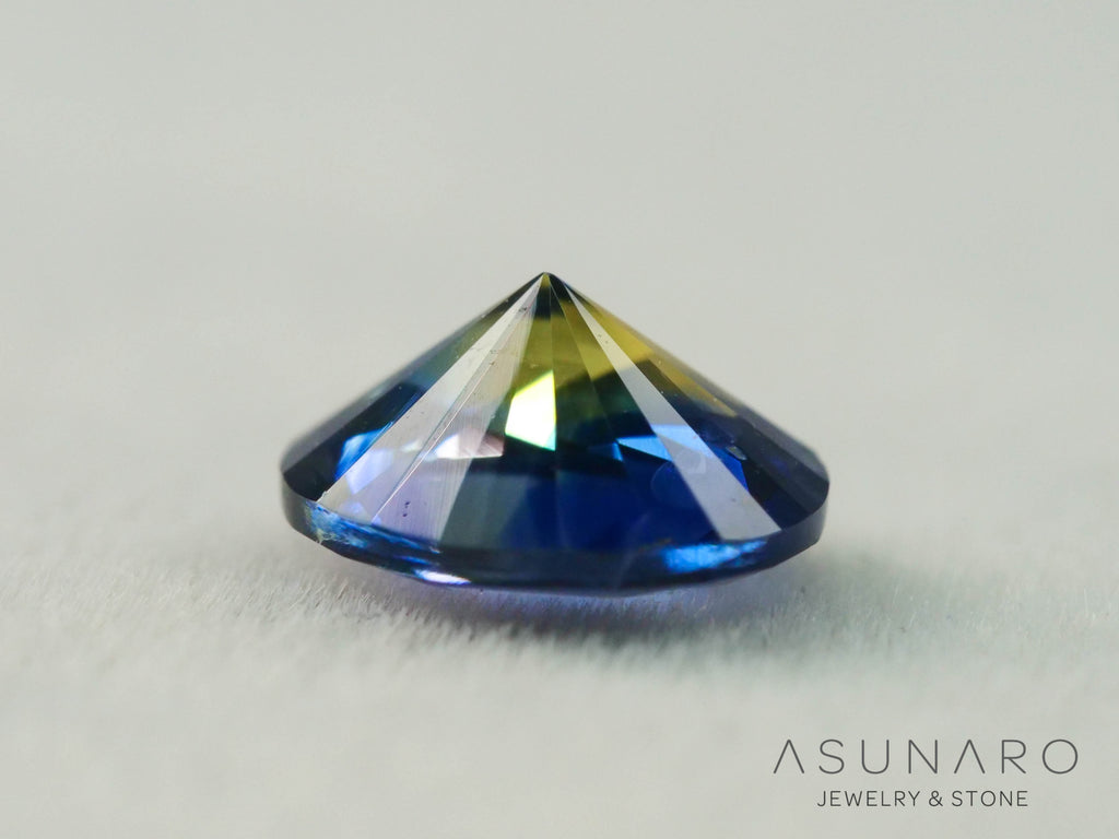 バイカラーサファイア　ロータスリリーカット（オーバル）　スリランカ産　0.64ct【260323-3276】
