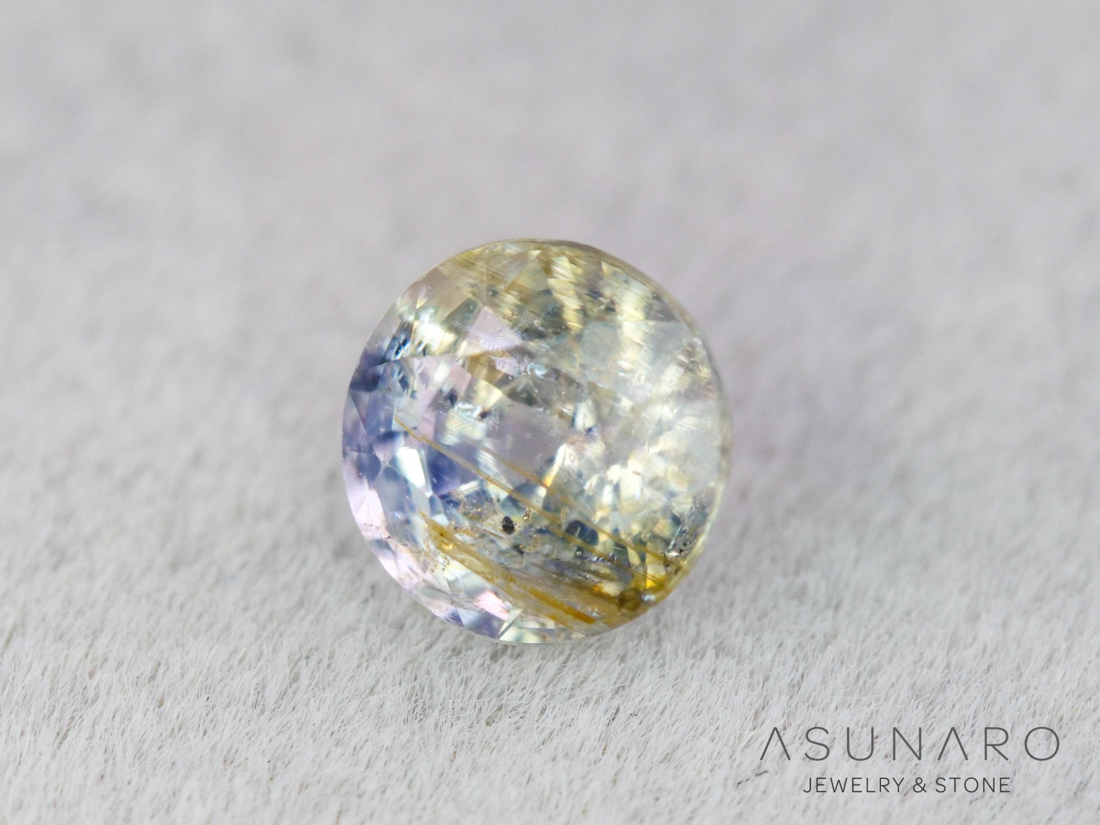 イリデッセンス入りサファイア 　ラウンドカット　スリランカ産　0.63ct　【260319-3257】