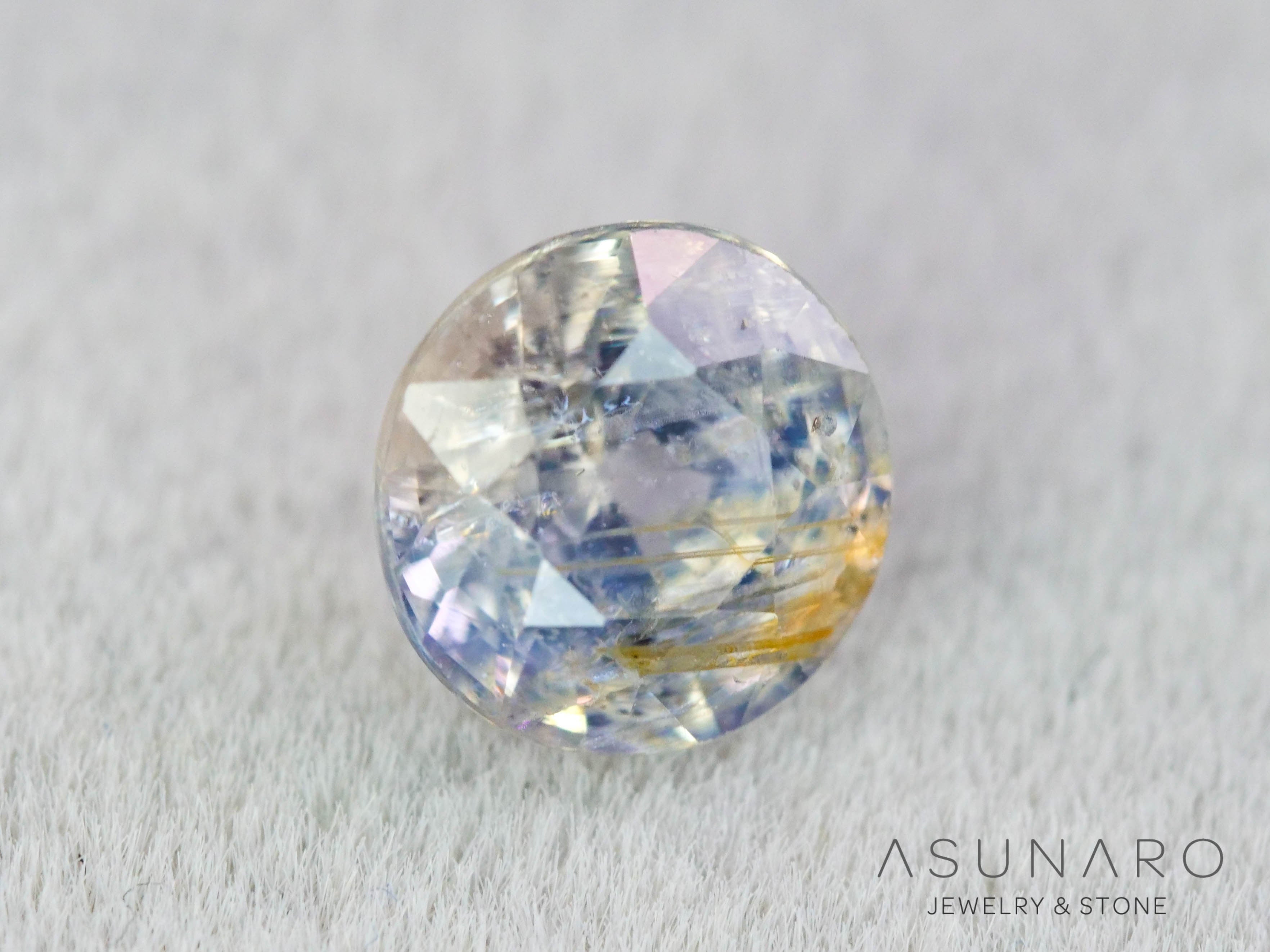 イリデッセンス入りサファイア 　ラウンドカット　スリランカ産　0.63ct　【260319-3257】