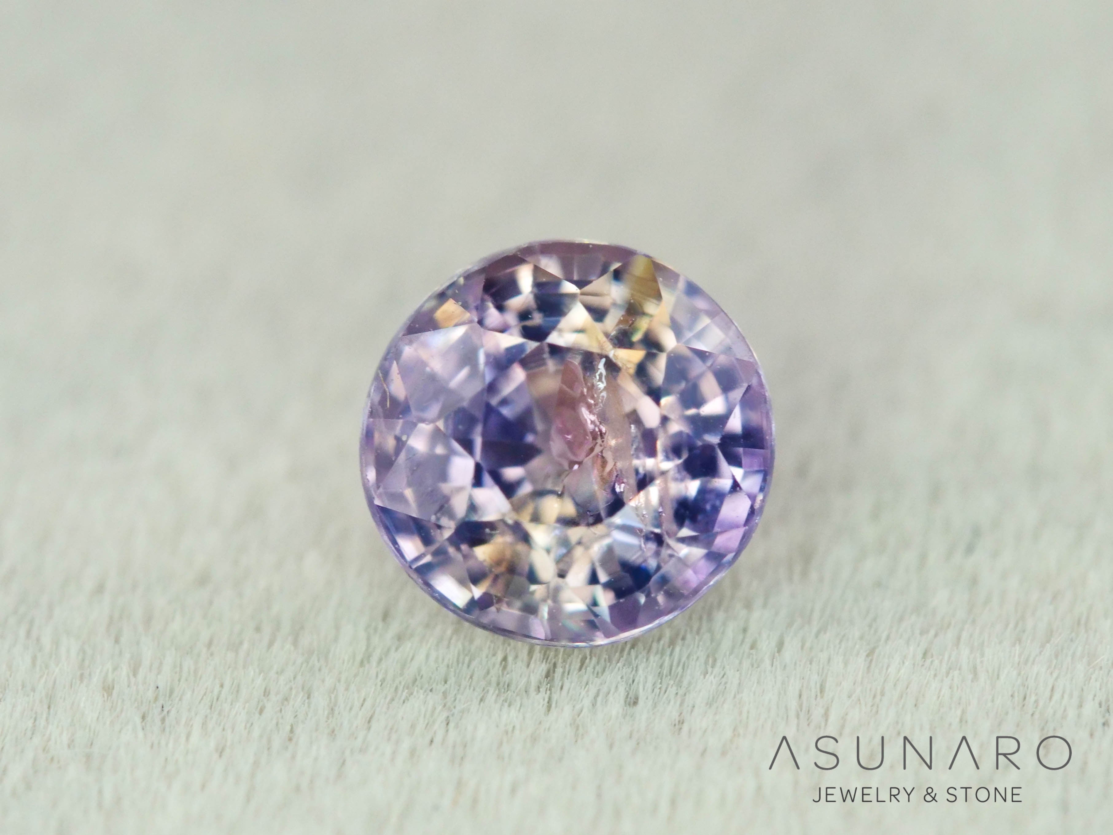 イリデッセンス入りサファイア 　ラウンドカット　スリランカ産　0.44ct　【260319-3258】