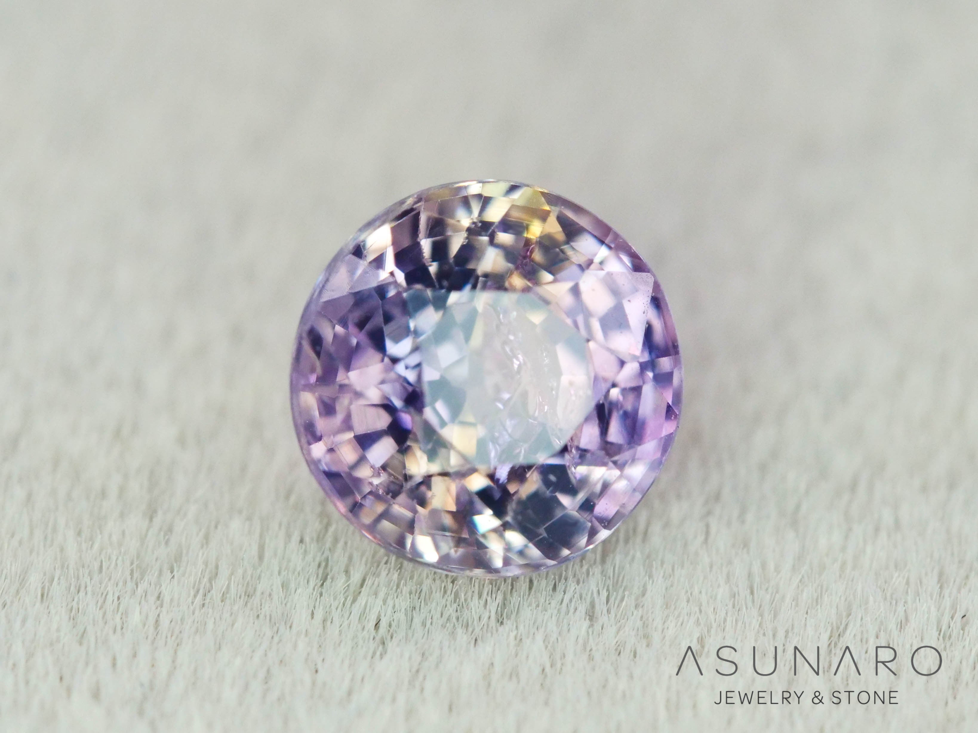 イリデッセンス入りサファイア 　ラウンドカット　スリランカ産　0.44ct　【260319-3258】