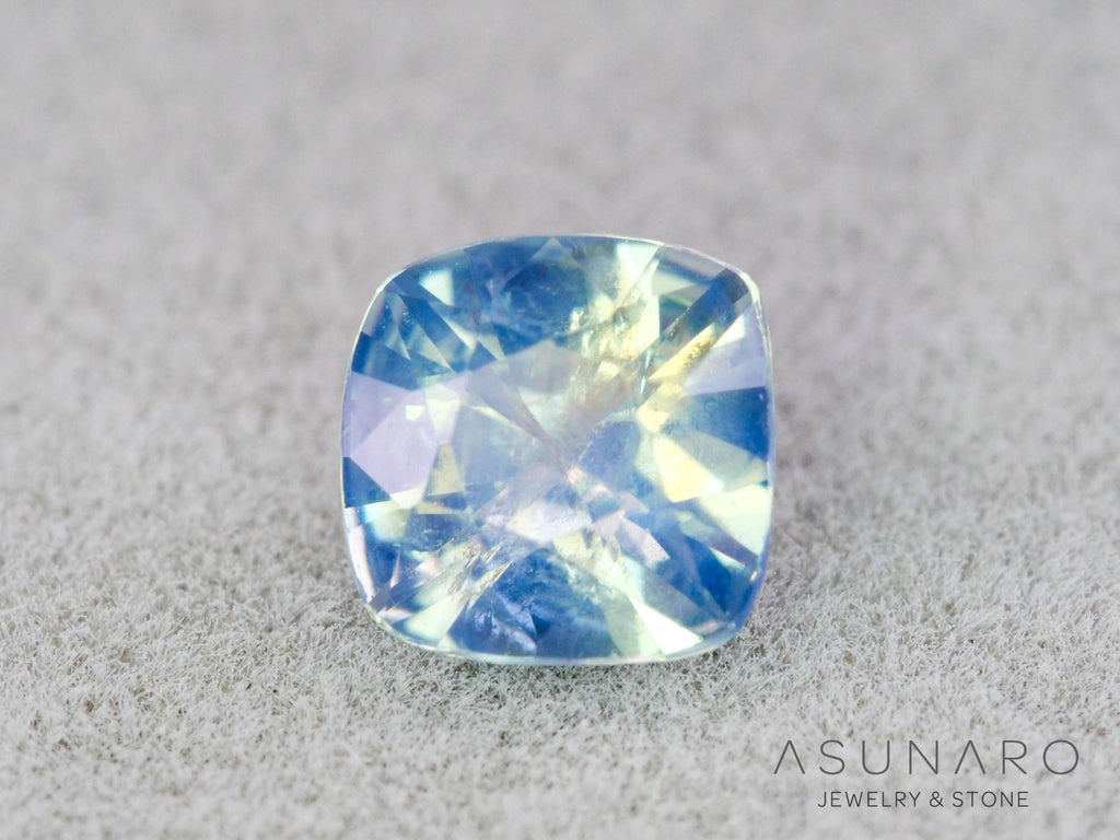 シルキーバイカラーサファイア 　クッションカット　スリランカ産　0.48ct　【260319-3261】