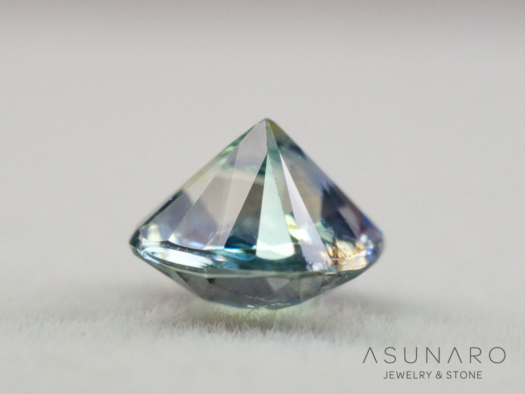 バイカラーサファイア 　クッションカット　スリランカ産　0.65ct　【260319-3262】