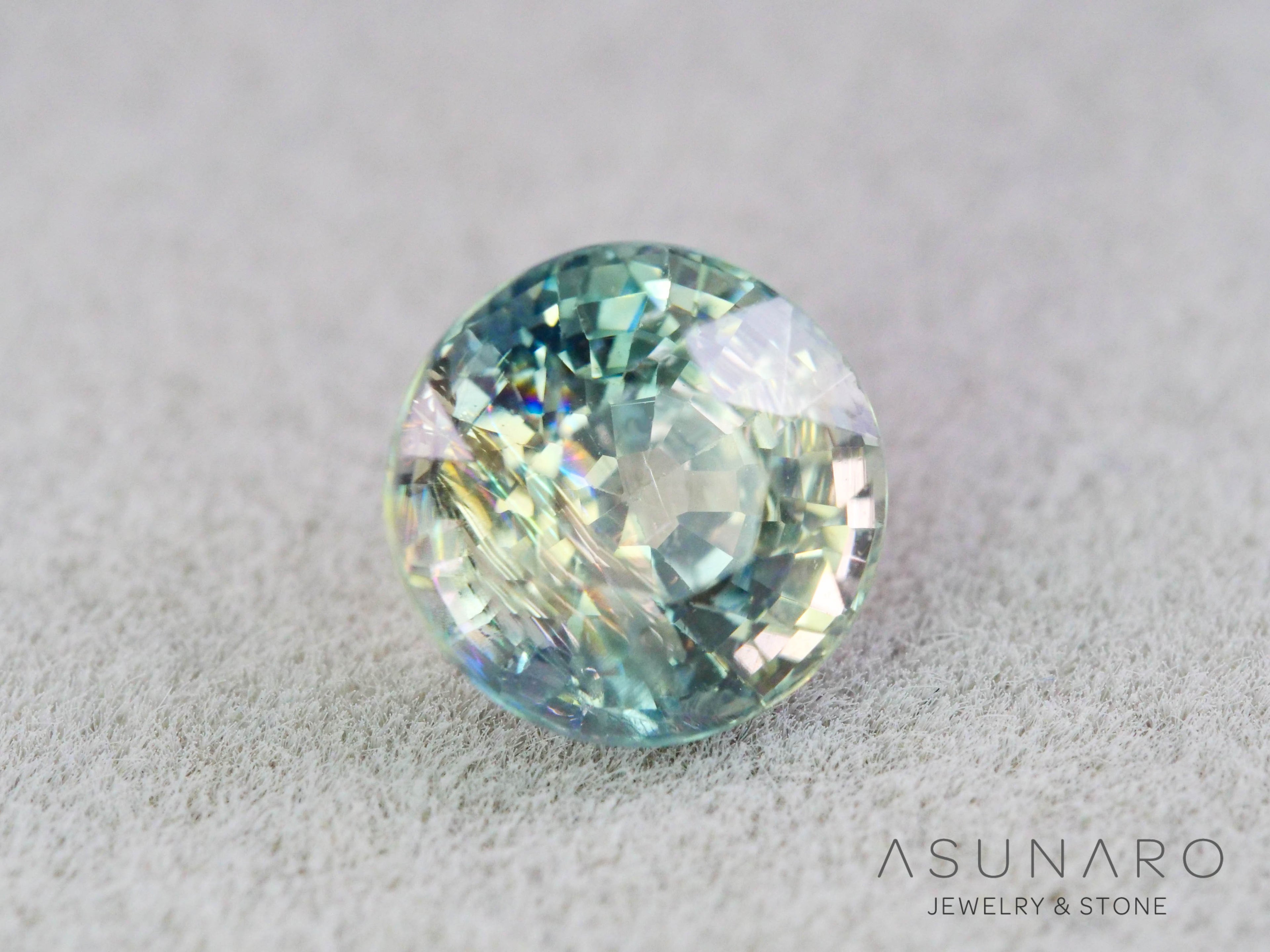 イリデッセンス入りサファイア 　ラウンドカット　スリランカ産　1.00ct　【260319-3264】