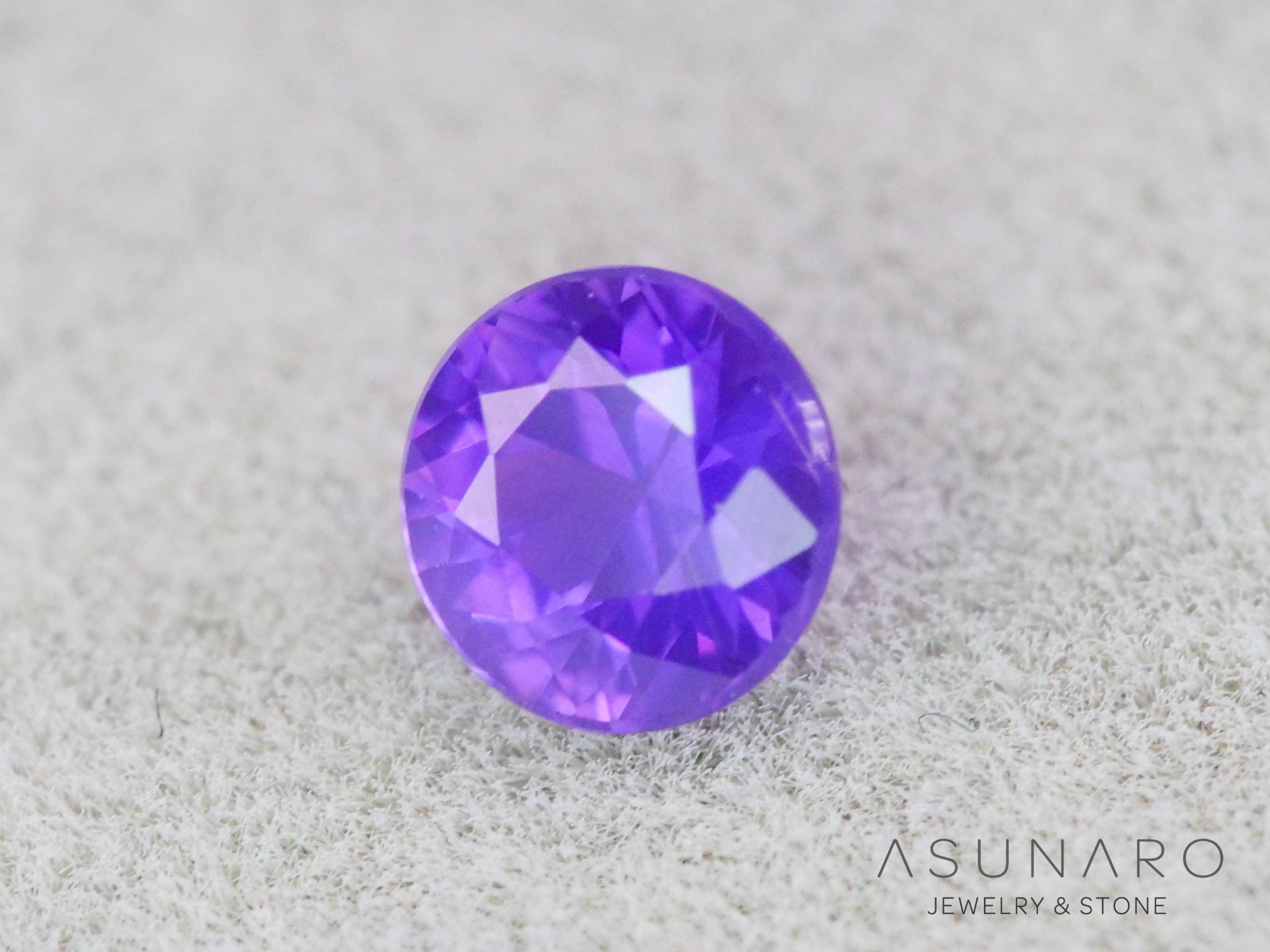 パープルシルキーサファイア　ラウンドカット　スリランカ産　0.16ct【260410-3269】
