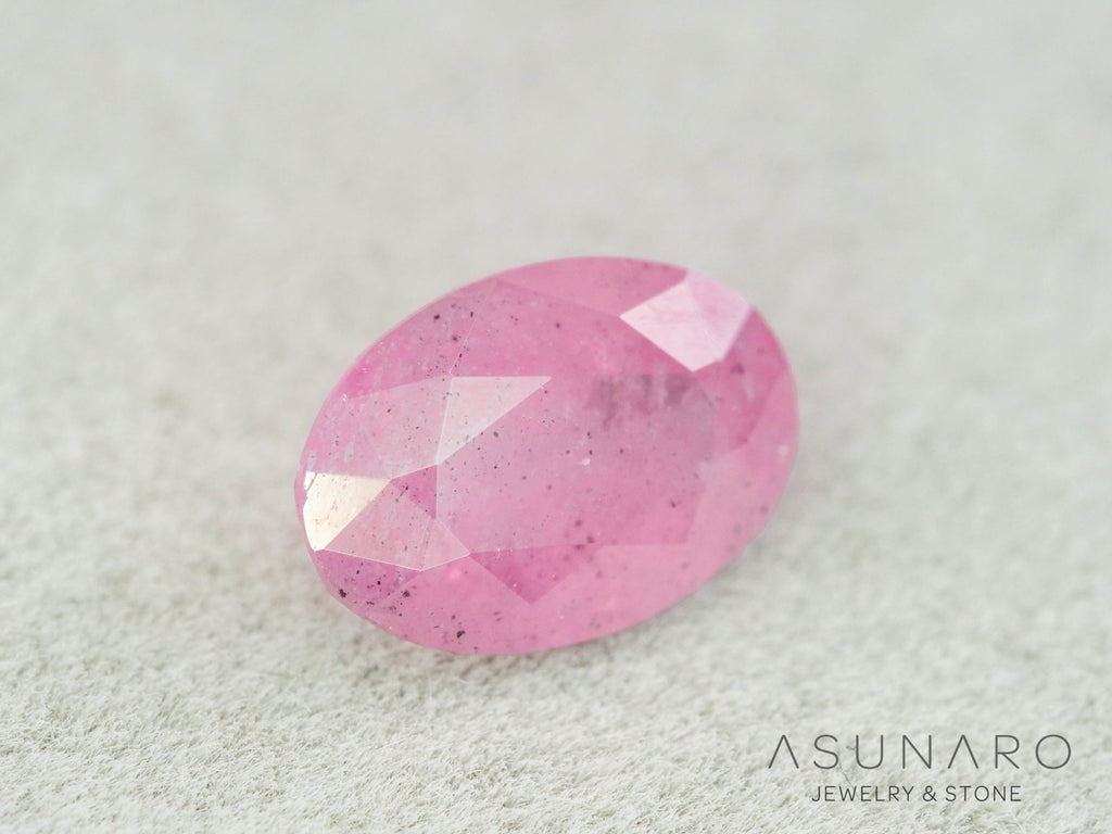 ピンクサファイア　オーバルカット　スリランカ産　0.90ct【260410-3268】