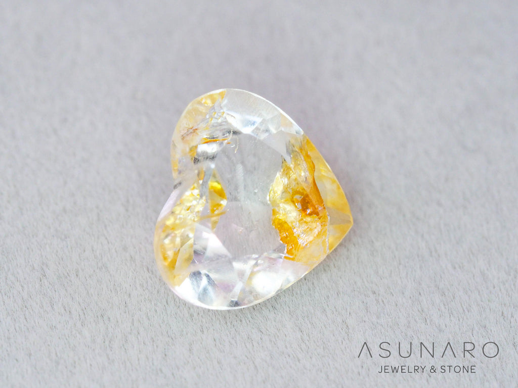 ルチルイントパーズ 　ハートカット　ブラジル産　2.27ct　【260407-3328】