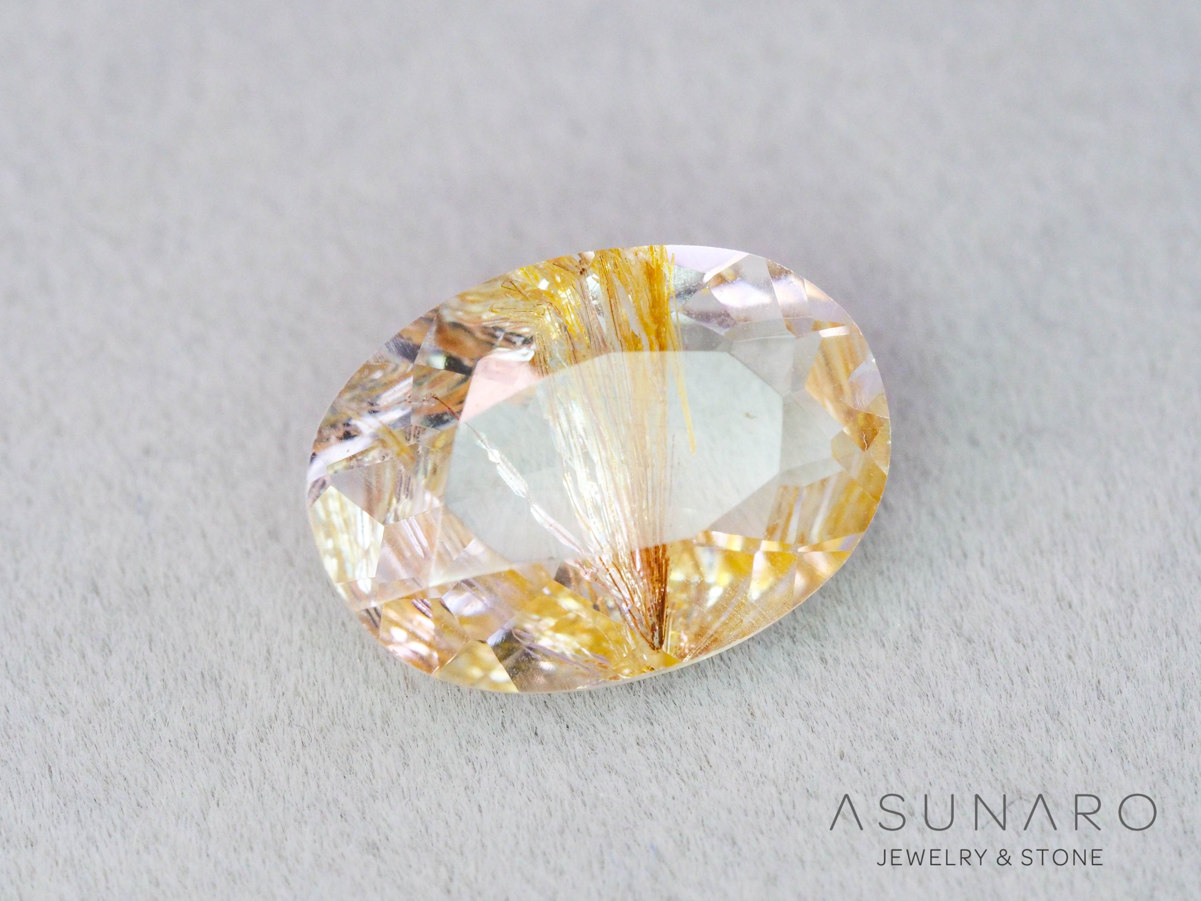 ルチルイントパーズ 　オーバルカット　ブラジル産　2.94ct　【260407-3330】