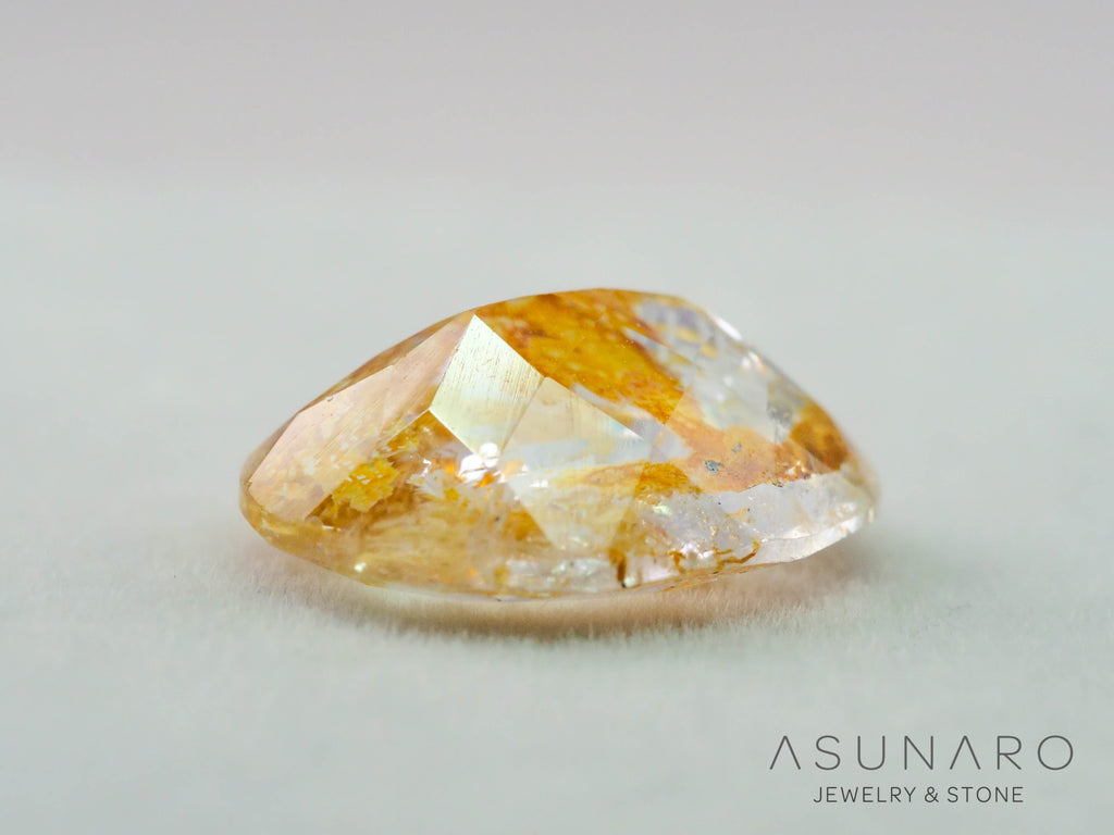 ルチルイントパーズ 　オーバルカット　ブラジル産　4.94ct　【260407-3331】