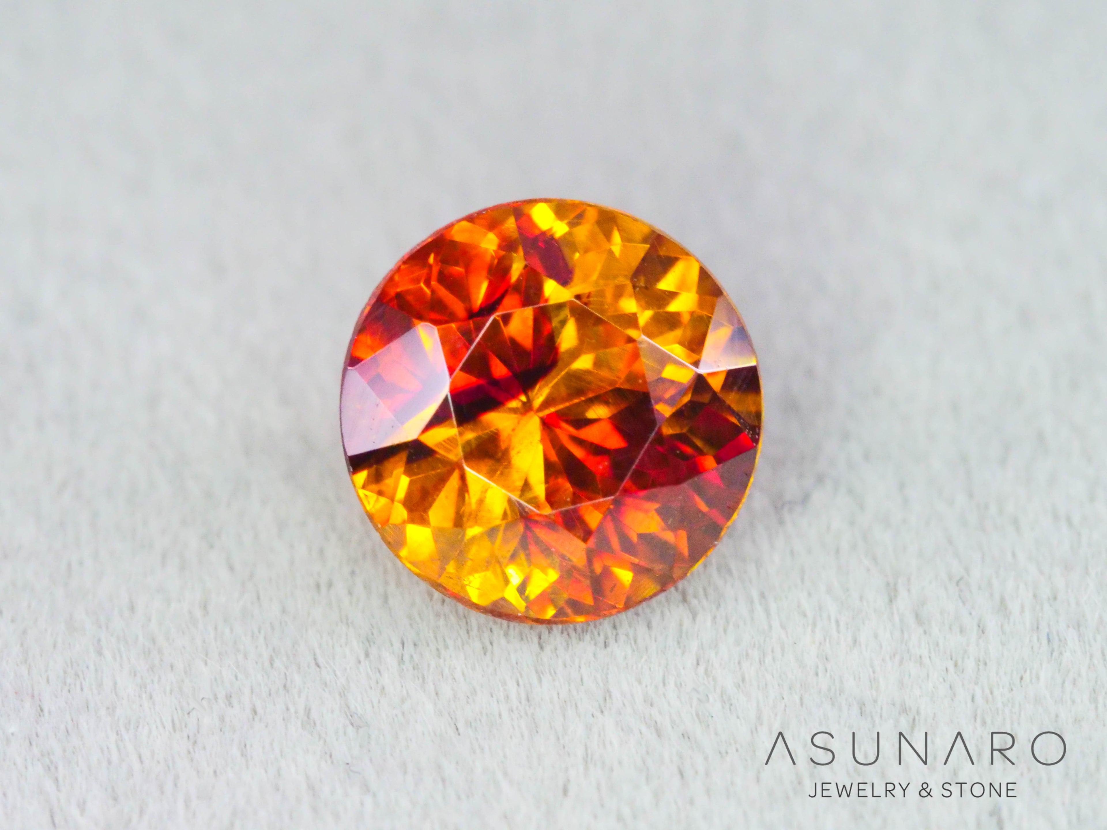 バイカラースファレライト ラウンドカット スペイン産 1.18ct【260407-3288】