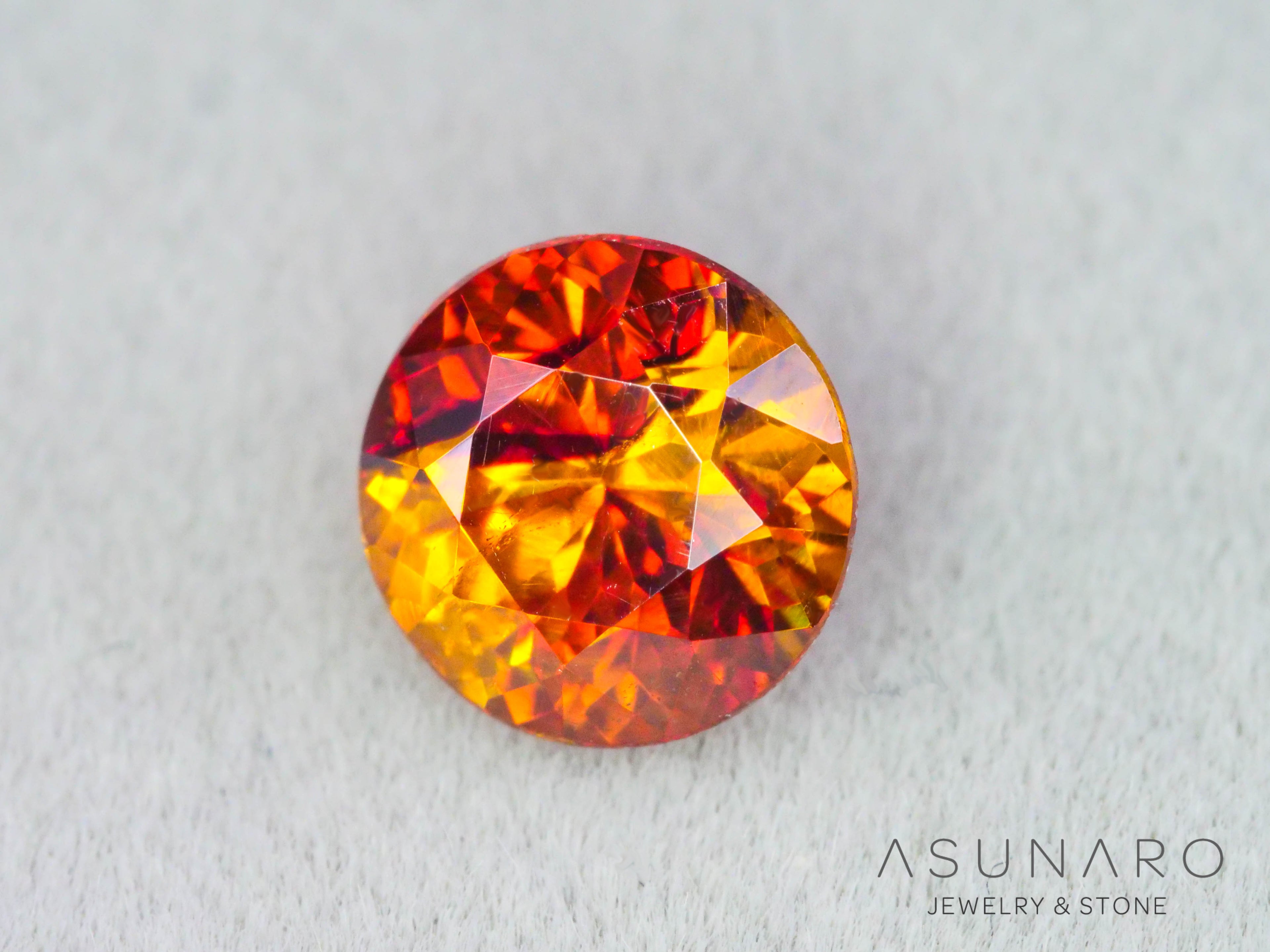 バイカラースファレライト ラウンドカット スペイン産 1.18ct【260407-3288】