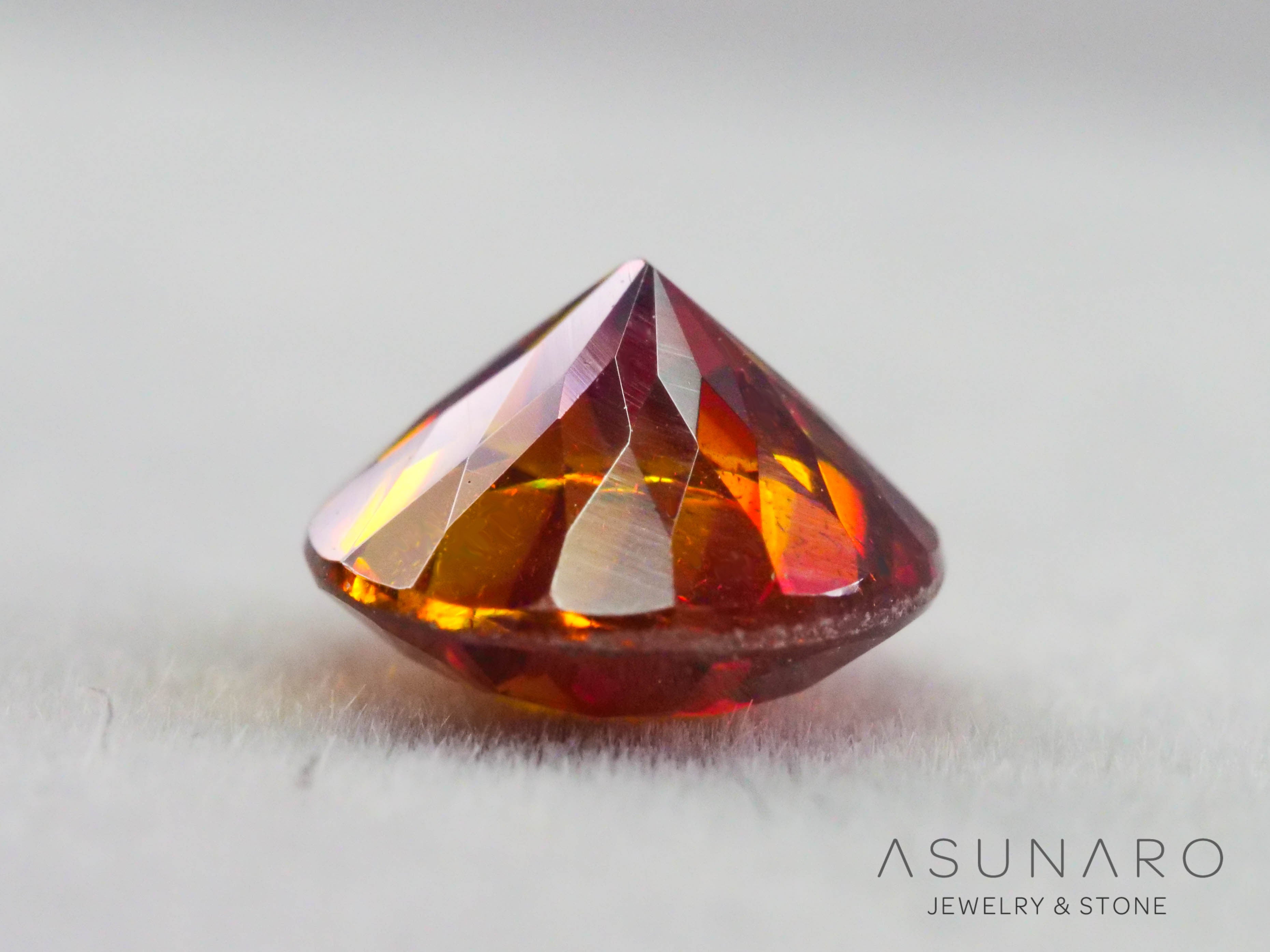 バイカラースファレライト ラウンドカット スペイン産 1.18ct【260407-3288】