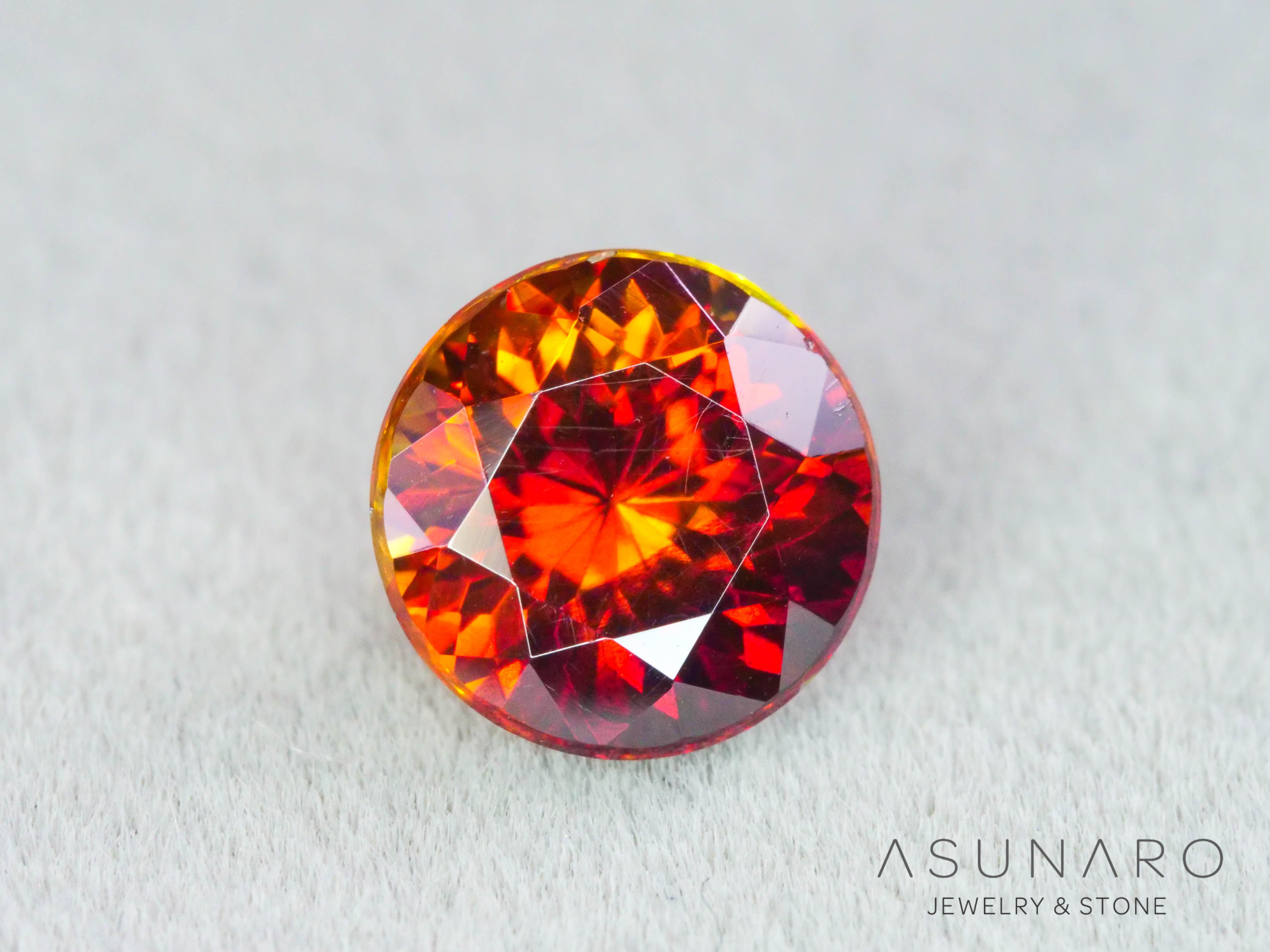 バイカラースファレライト ラウンドカット スペイン産 1.18ct【260407-3289】