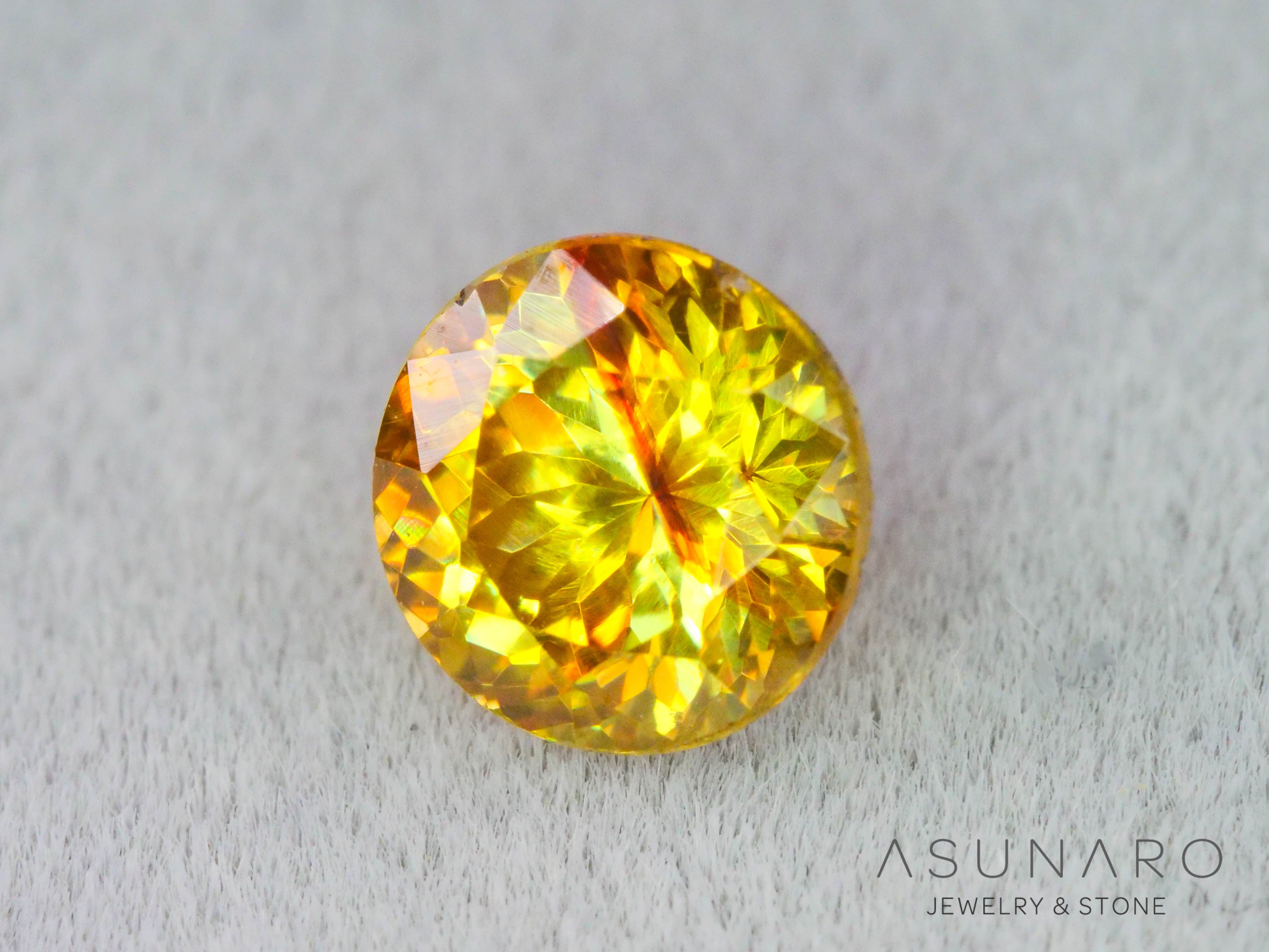 バイカラースファレライト ラウンドカット スペイン産 　0.72ct【260407-3291】