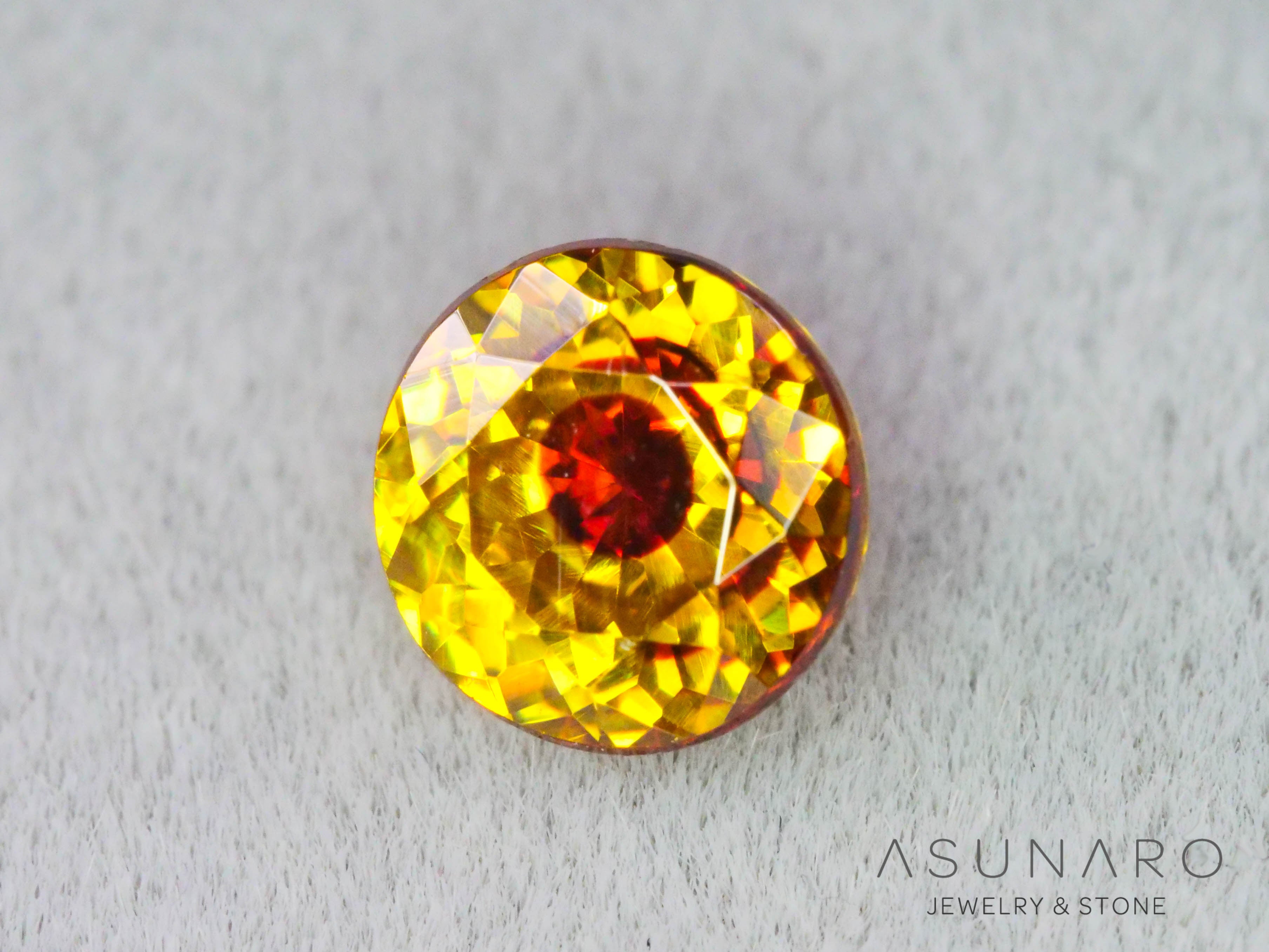 バイカラースファレライト ラウンドカット スペイン産 　0.52ct【260407-3293】