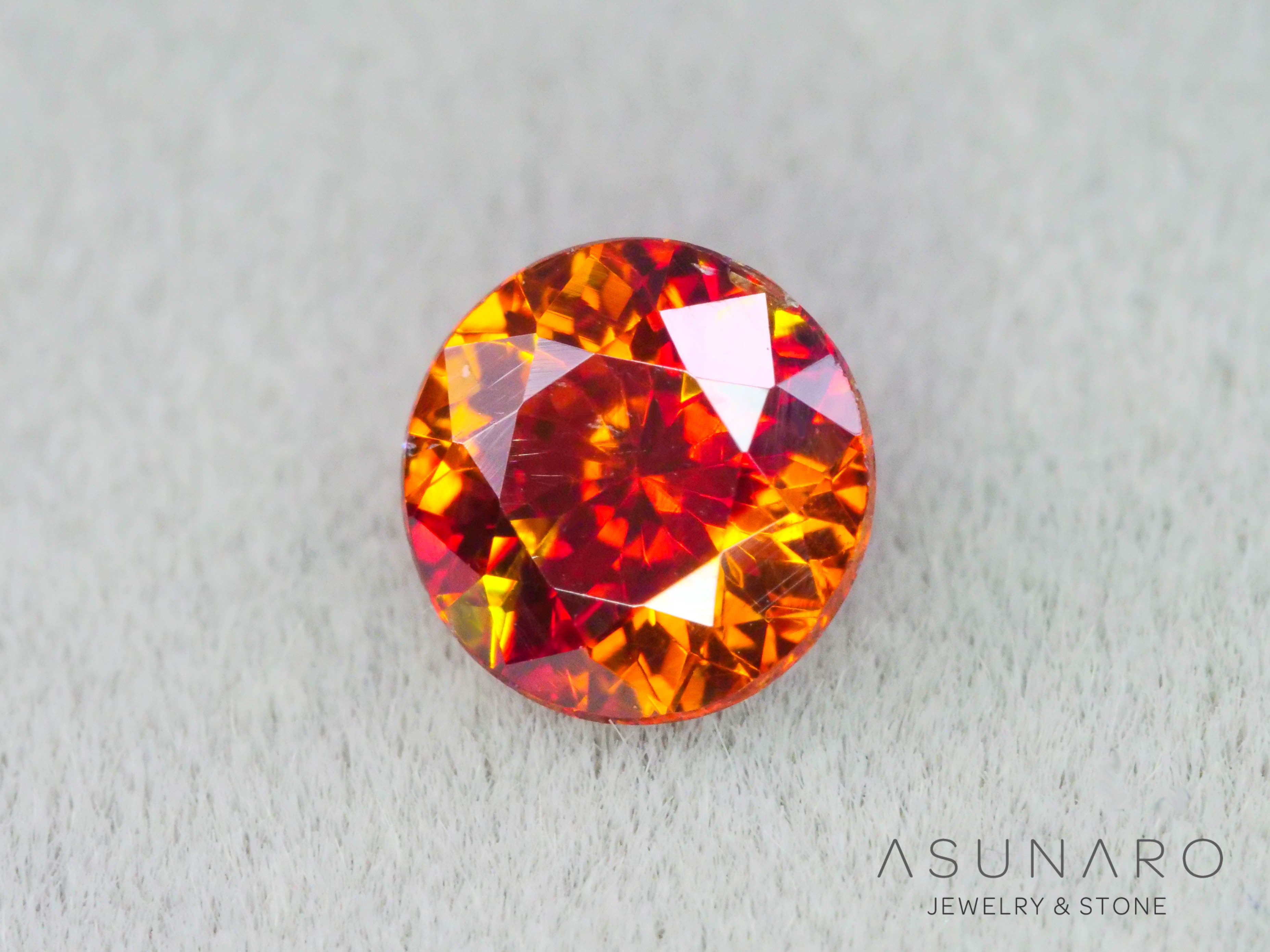 バイカラースファレライト ラウンドカット スペイン産 　0.43ct【260407-3295】