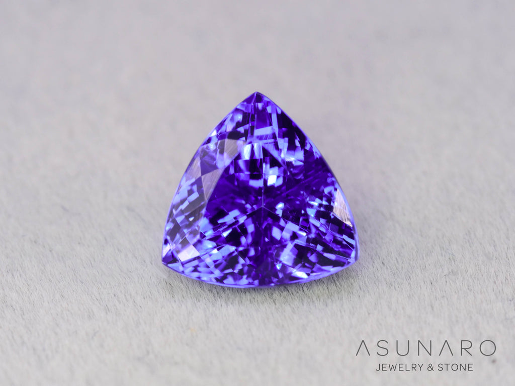 タンザナイト　トリリアントカット　タンザニア産　3.30ct　日独【260703-3370】