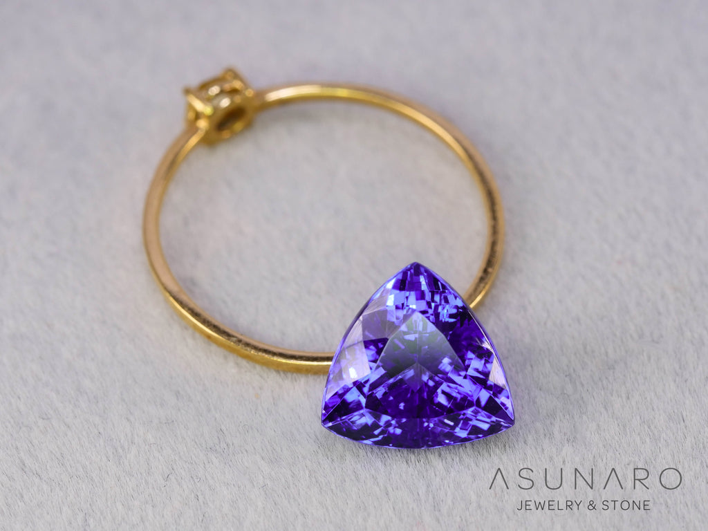 タンザナイト　トリリアントカット　タンザニア産　3.30ct　日独【260703-3370】