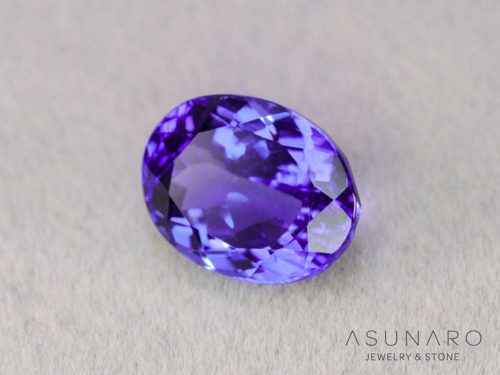 タンザナイト　オーバルカット　タンザニア産　3.75ct　日独【260703-3371】