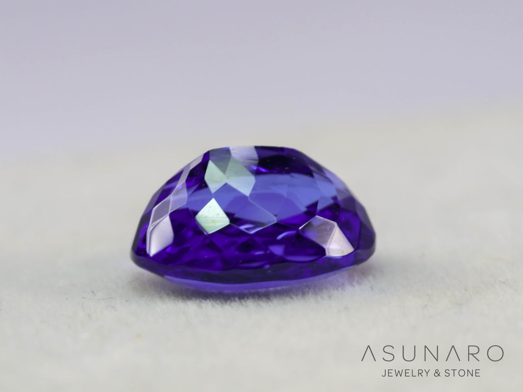 タンザナイト　オーバルカット　タンザニア産　3.75ct　日独【260703-3371】