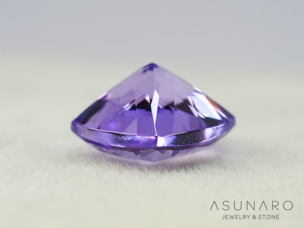ピンクゾイサイト　クッションカット　タンザニア産　2.46ct【260703-3372】