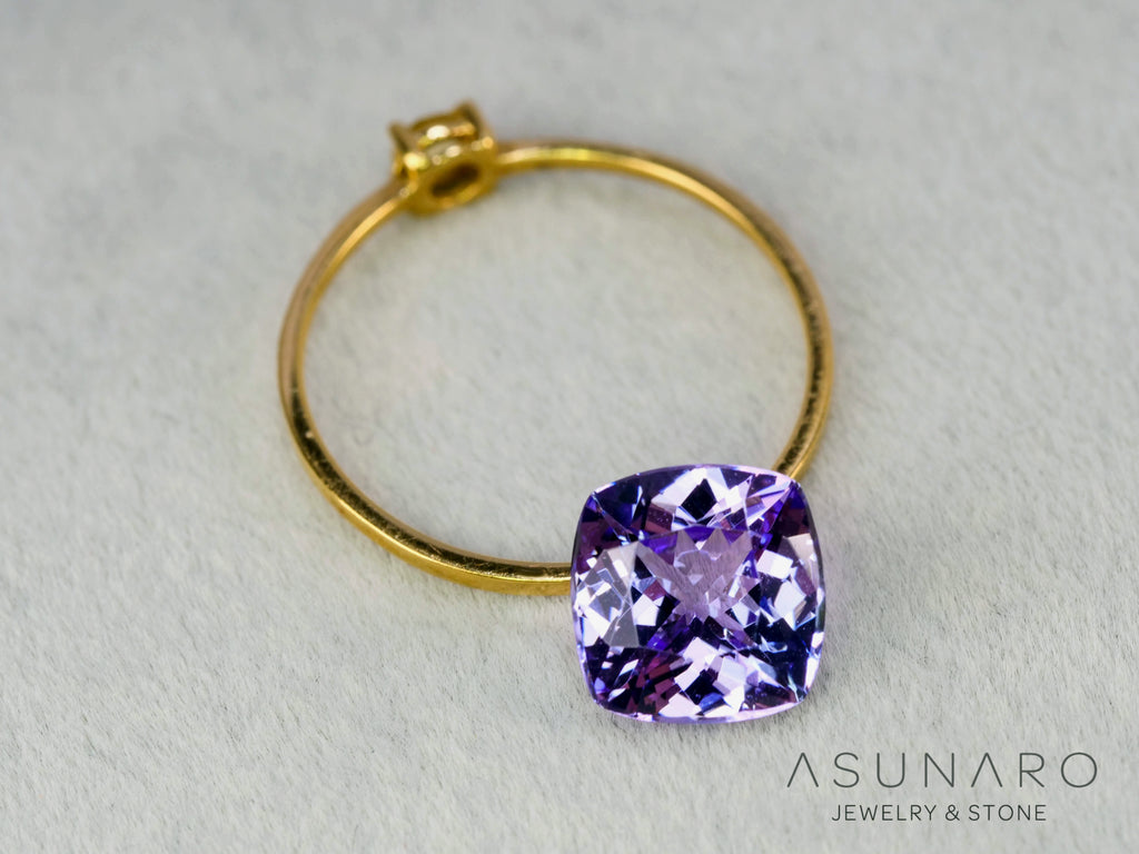 ピンクゾイサイト　クッションカット　タンザニア産　2.46ct【260703-3372】