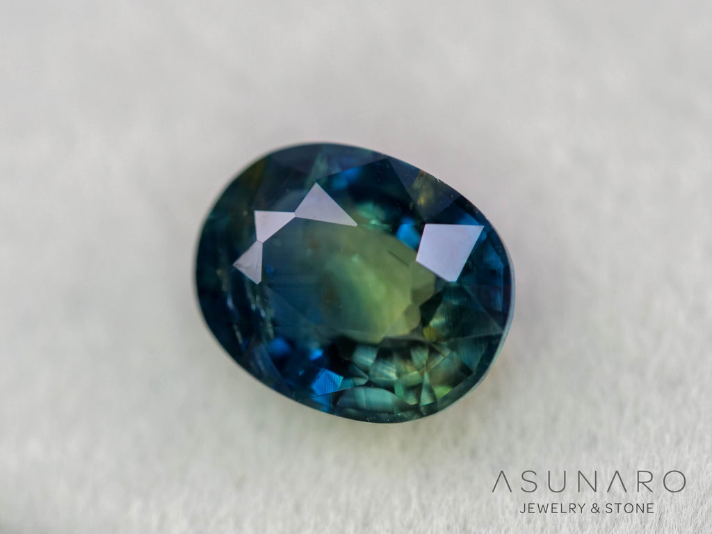 バイカラーサファイア　オーバルカット　スリランカ産　3.34ct【260703-3361】