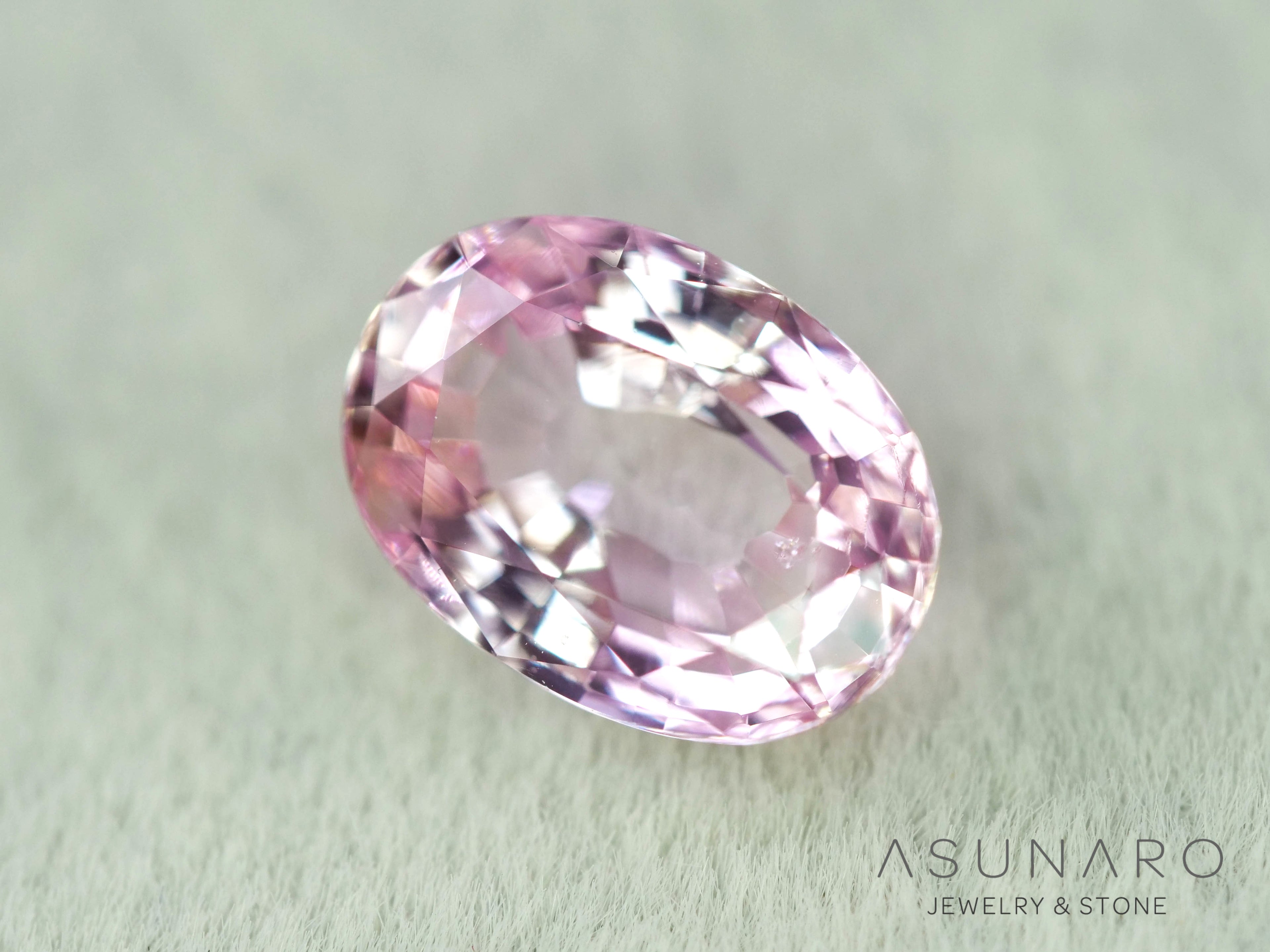 非加熱バイカラーサファイア　オーバルカット　スリランカ産　1.60ct【260703-3362】