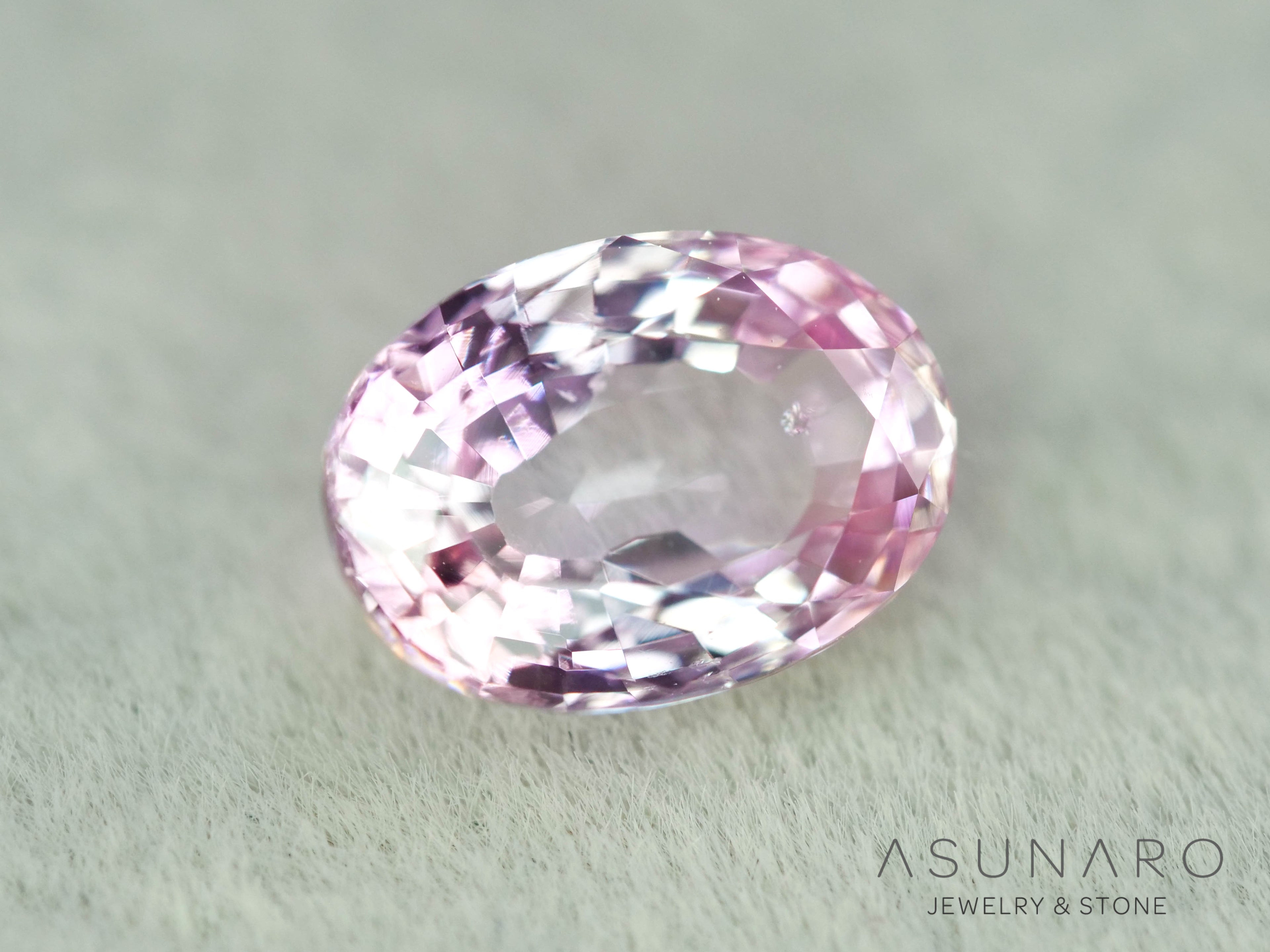 非加熱バイカラーサファイア　オーバルカット　スリランカ産　1.60ct【260703-3362】