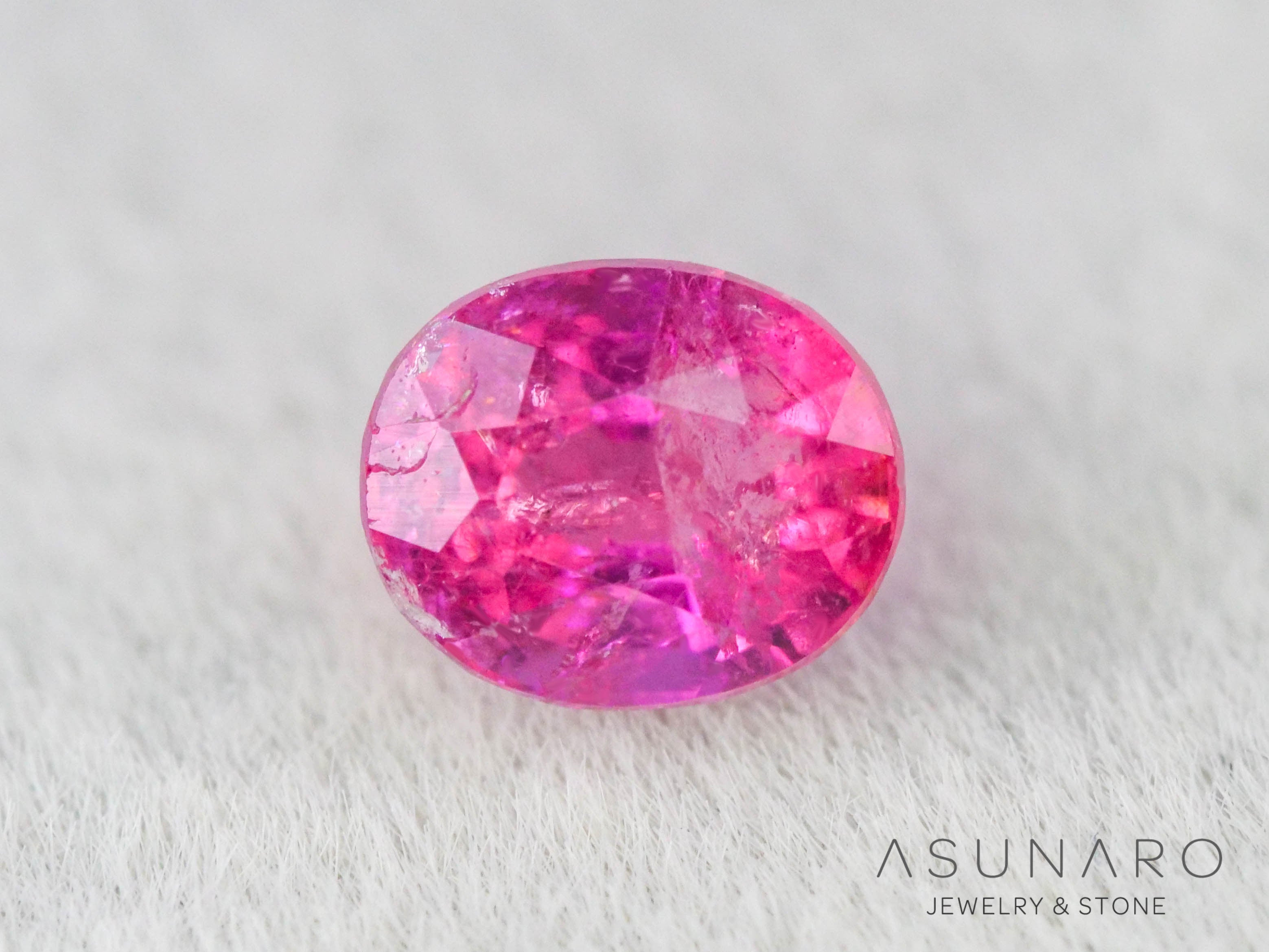 ペツォッタイト　オーバルカット　マダガスカル産 　0.37ct【260717-3336】