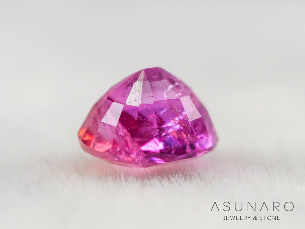 ペツォッタイト　オーバルカット　マダガスカル産 　0.37ct【260717-3336】