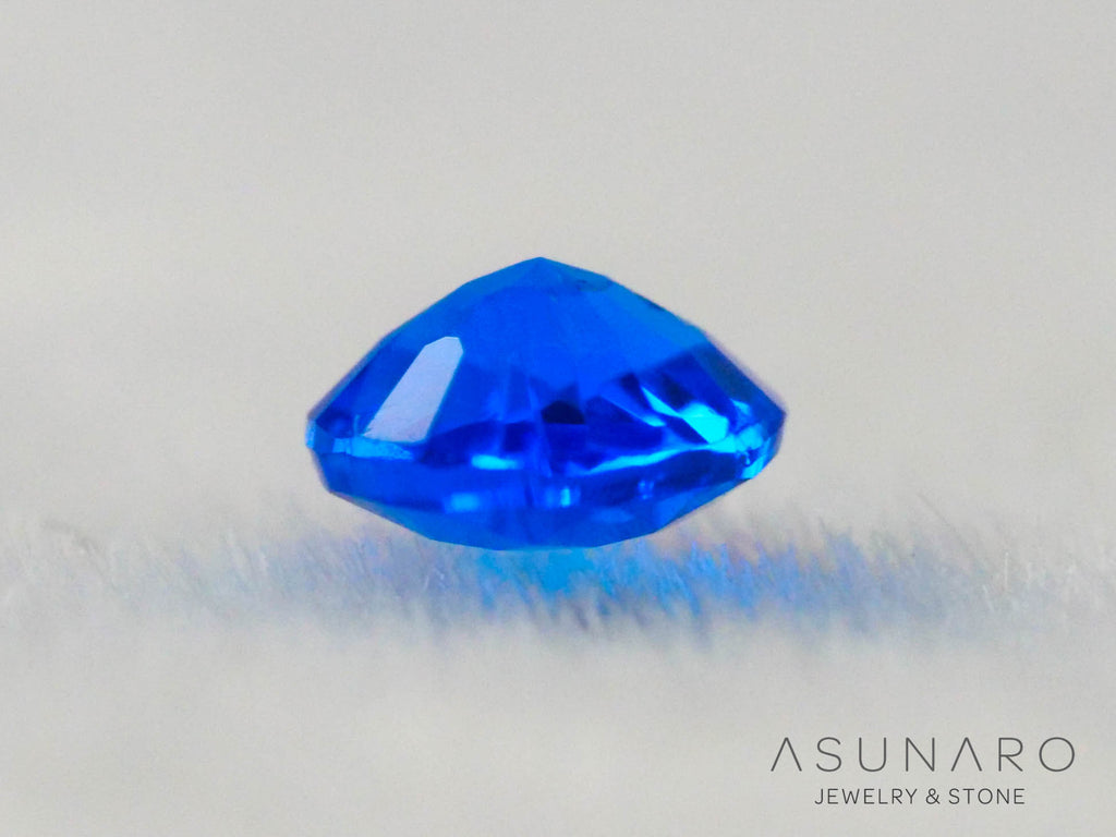 アウイナイト　ラウンドカット　ドイツ産 　0.06ct【260717-3308】
