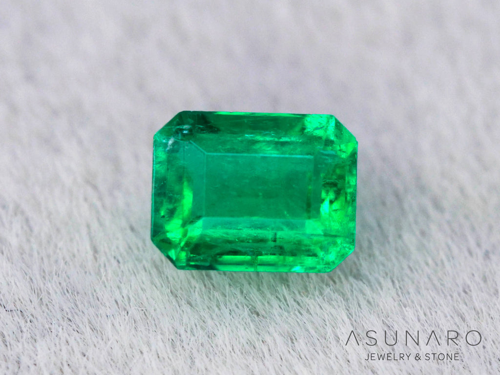 エメラルド　コロンビア産　エメラルドカット　0.15ct【240717-3392】