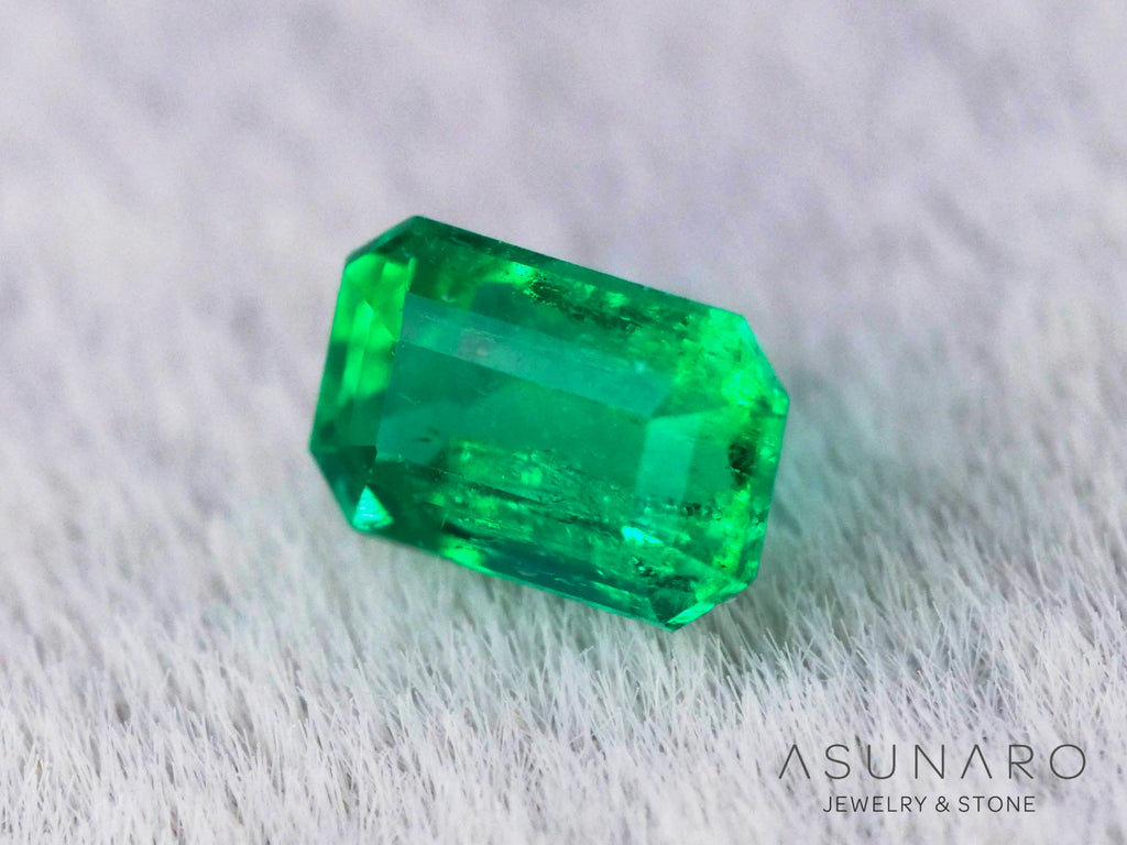 エメラルド　コロンビア産　エメラルドカット　0.12ct【240717-3394】
