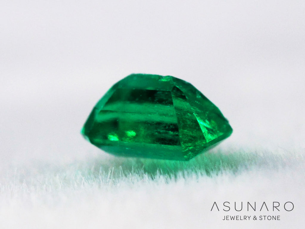 エメラルド　コロンビア産　エメラルドカット　0.12ct【240717-3394】