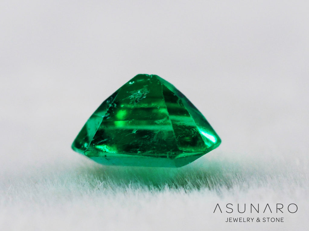 エメラルド　コロンビア産　エメラルドカット　0.24ct【240717-3396】