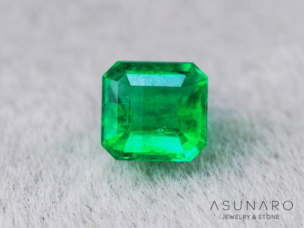 エメラルド　コロンビア産　エメラルドカット　0.25ct【240717-3397】