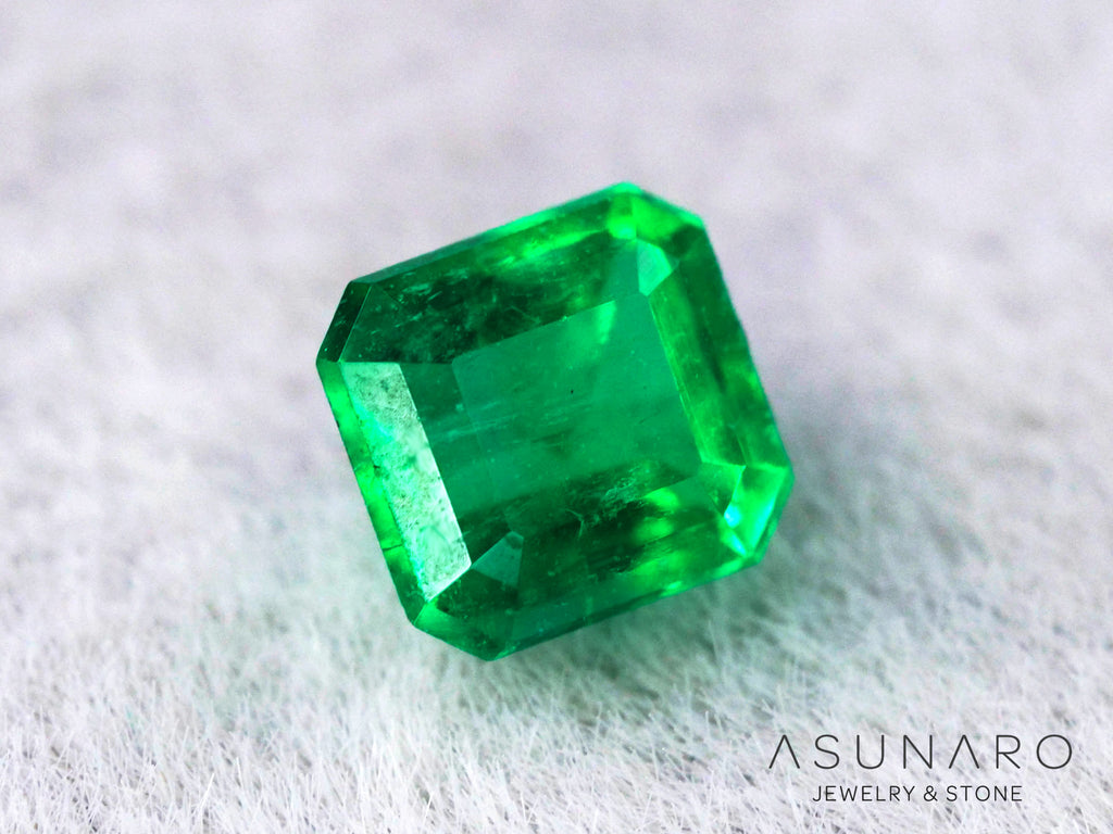 エメラルド　コロンビア産　エメラルドカット　0.25ct【240717-3397】