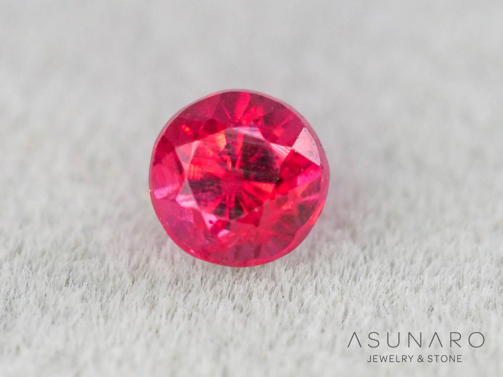 ジェダイスピネル 　ラウンドカット　ビルマ産　0.16ct　【260716-3449】