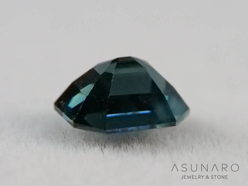 ティールブルースピネル 　エメラルドカット　スリランカ産　0.90ct　【260817-3451】