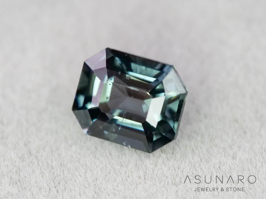 ティールブルースピネルスピネル 　エメラルドカット　スリランカ産　0.96ct　【260817-3452】