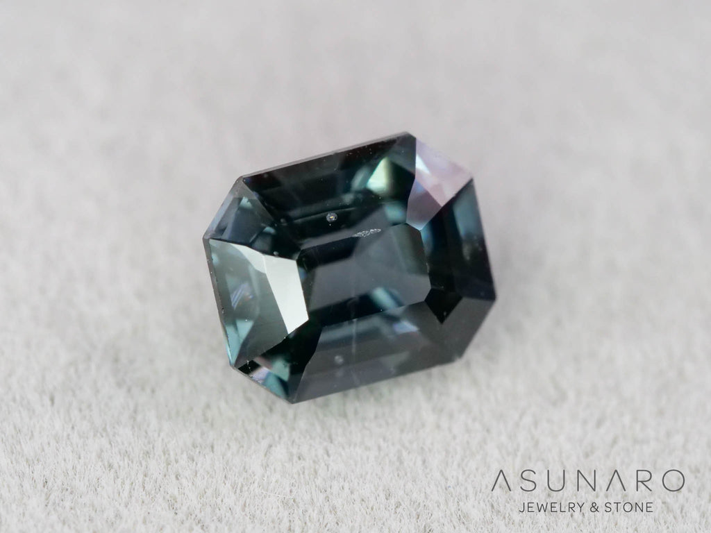 ティールブルースピネルスピネル 　エメラルドカット　スリランカ産　0.96ct　【260817-3452】