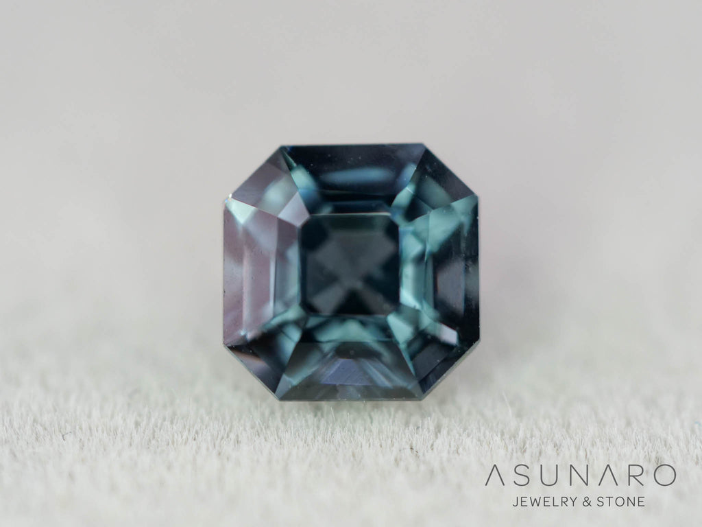 ティールブルースピネル 　エメラルドカット　スリランカ産　0.76ct　【260817-3453】