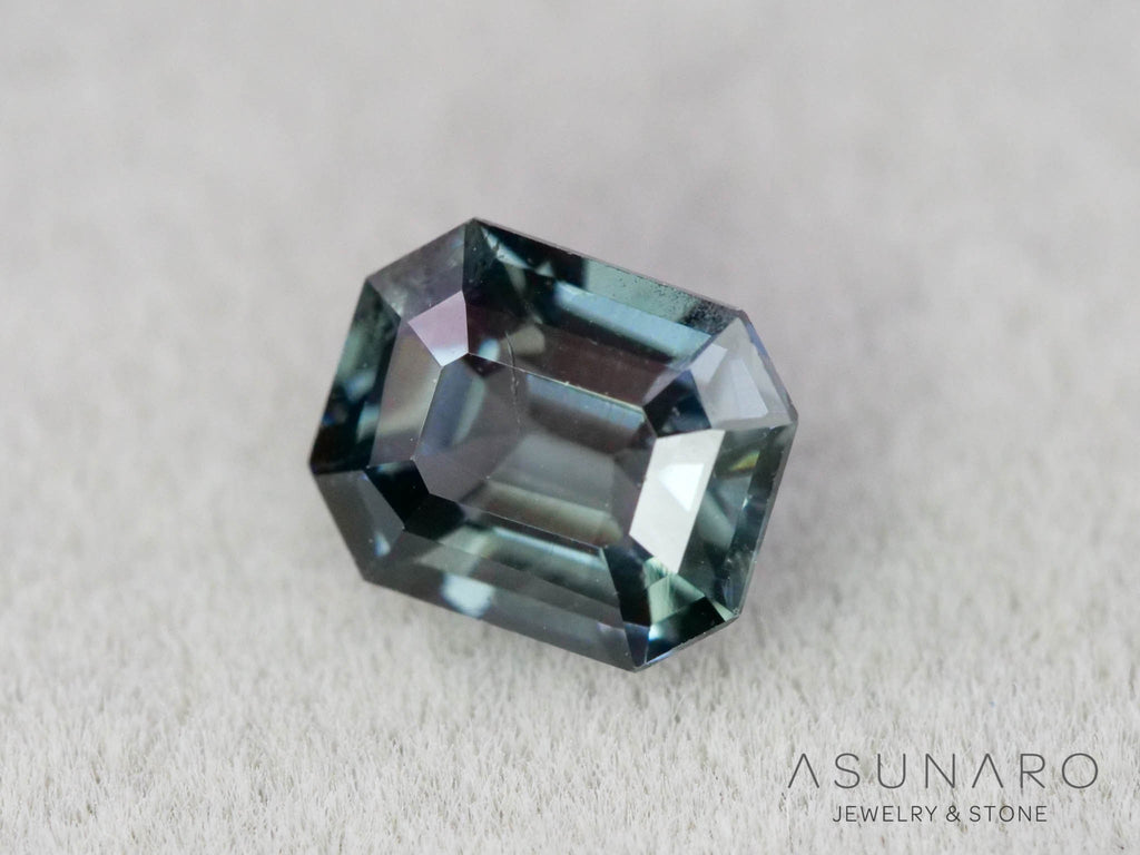ティールブルースピネル 　エメラルドカット　スリランカ産　0.50ct　【260817-3455】